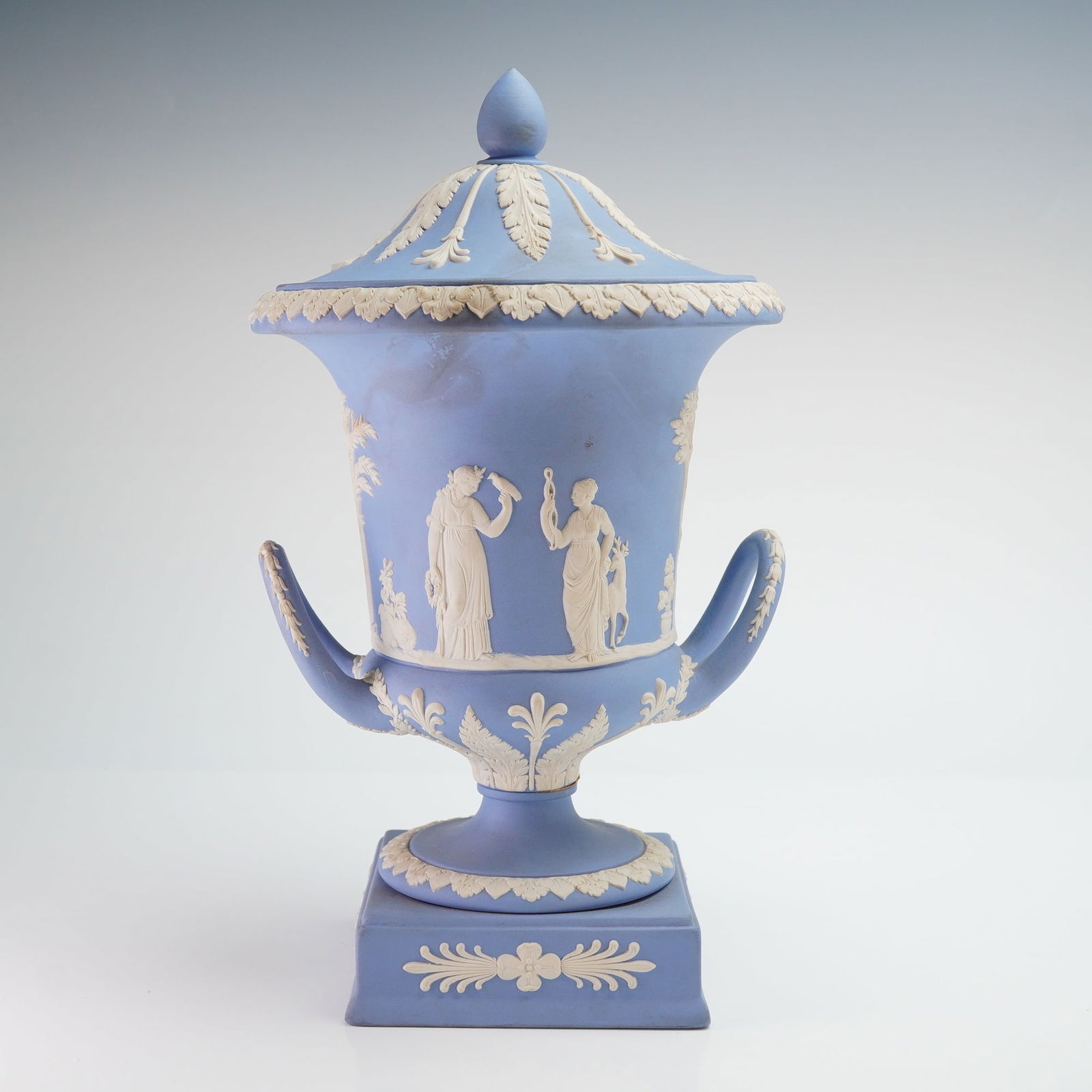 Wedgwood Blue Jasperware Campagna Pedestal Urn with Lid (1 of 6)