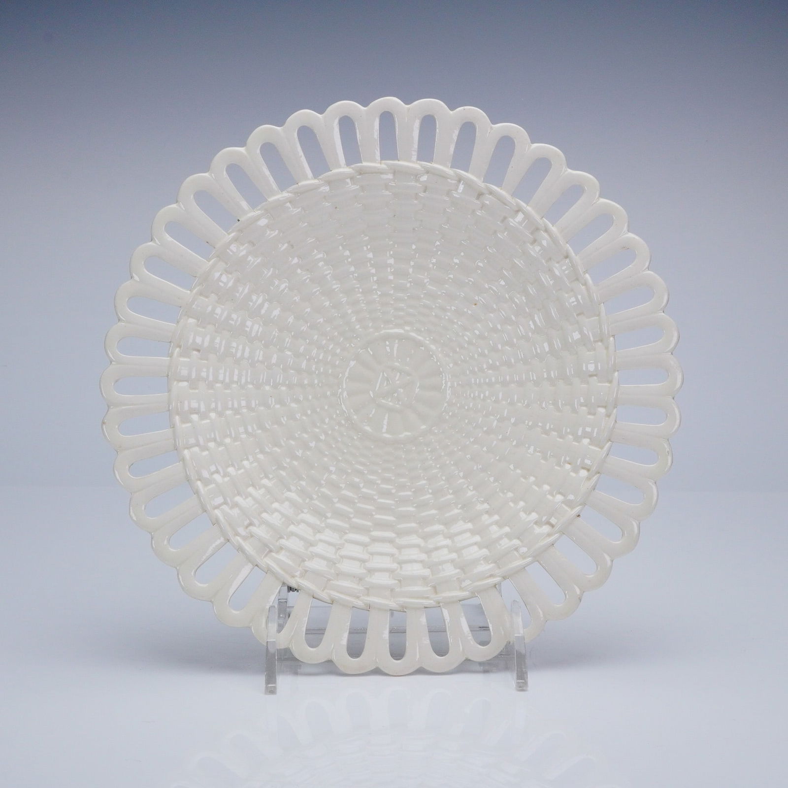 Wedgwood Reticulated Creamware Platter (1 of 5)
