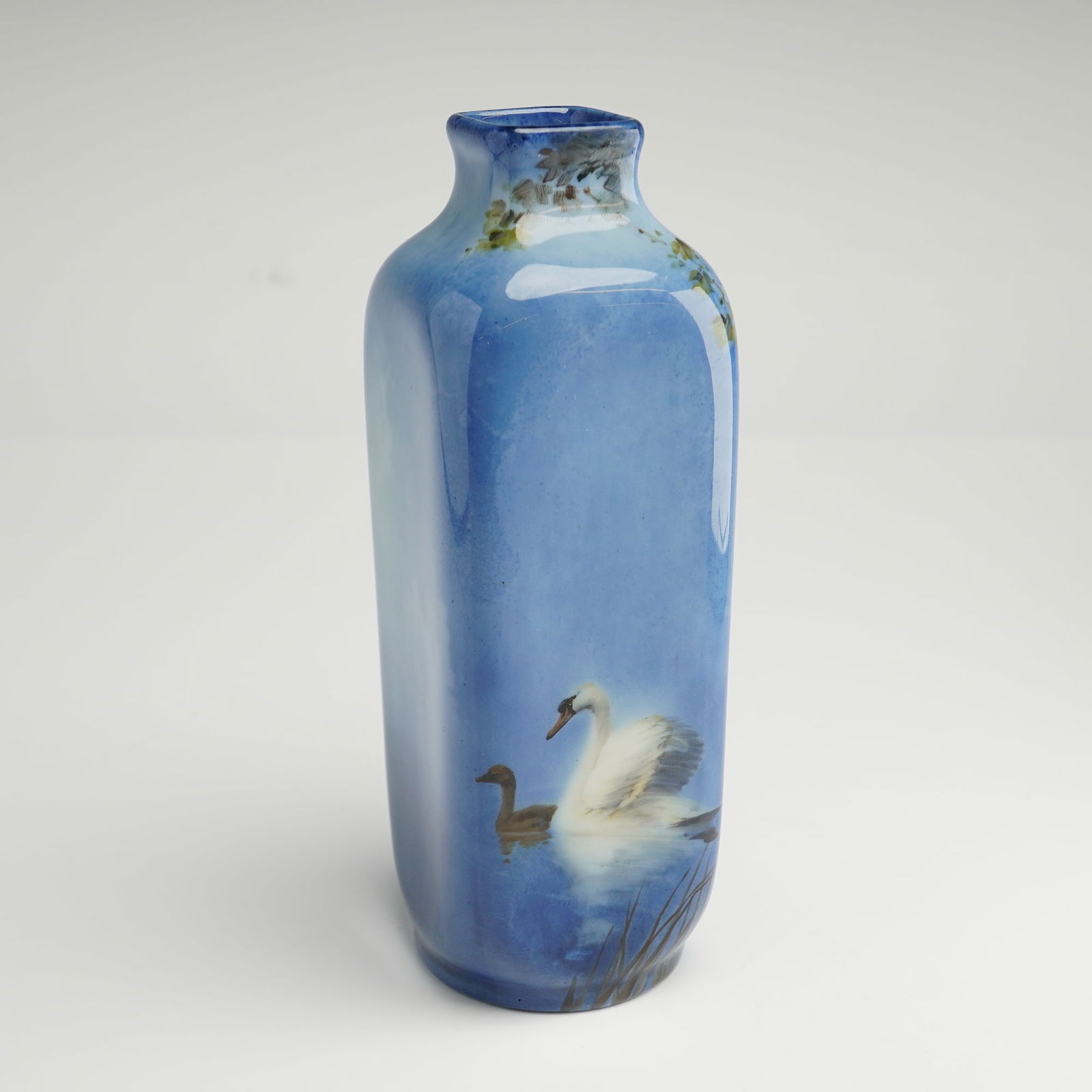 Royal Doulton by Frederick Henri Titanian Swan Motif Vase (1 of 5)