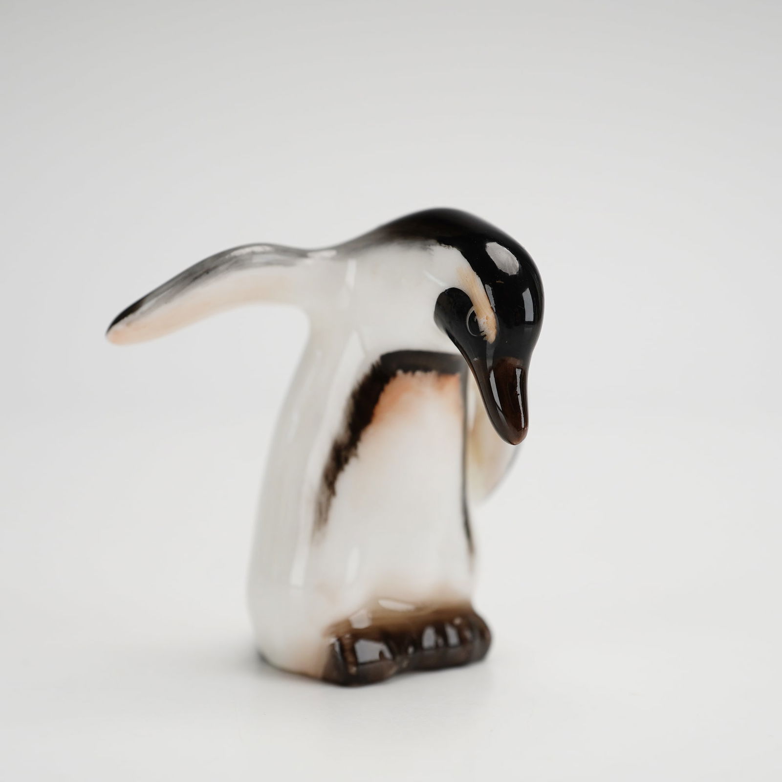 Royal Doulton Bone China Miniature Figurine, Penguin K24 (1 of 3)