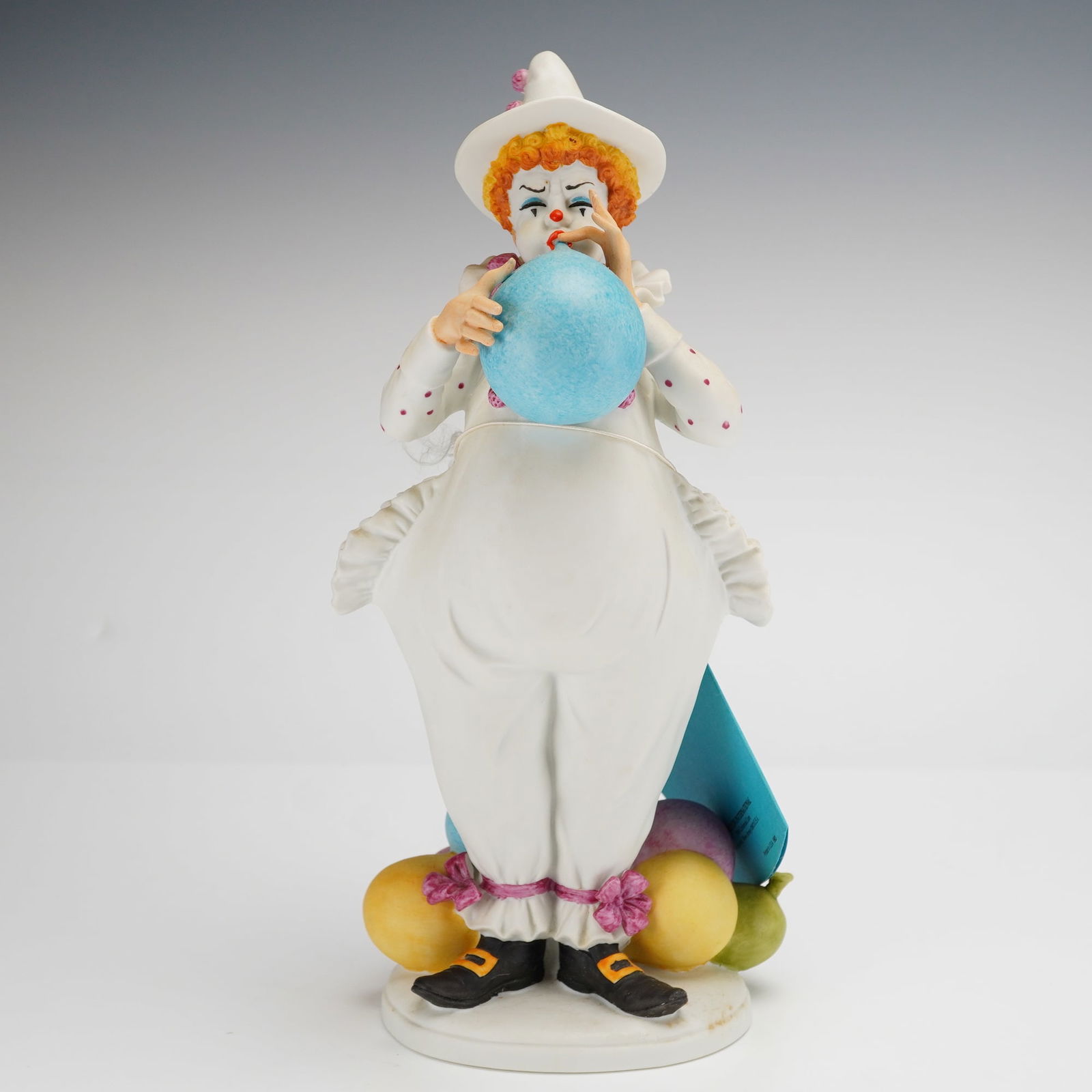 Doulton International Carnival of Clowns Breathtaking Performance Figurine (1 of 3)