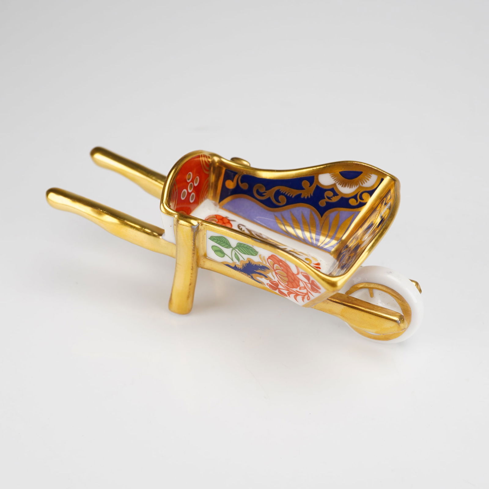 Royal Crown Derby Imari Pattern Miniature Bone China Wheelbarrow Figurine (1 of 4)