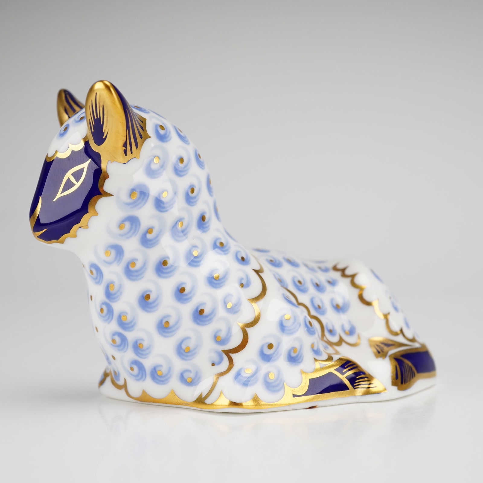 Royal Crown Derby Paperweight, Sheep (1 of 5)