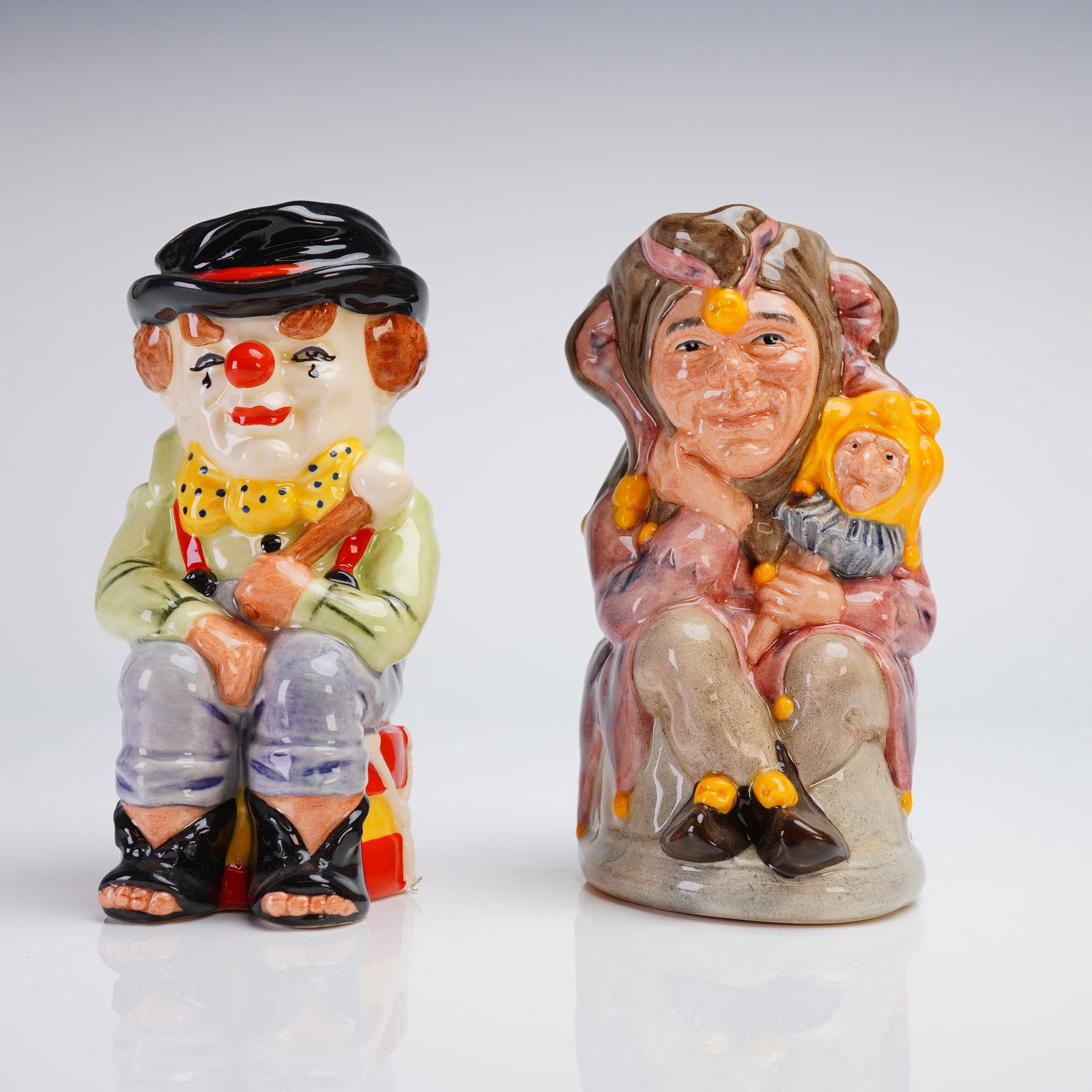 Two Royal Doulton Toby Jugs, Clown D6935 and Jester D6910 (1 of 5)