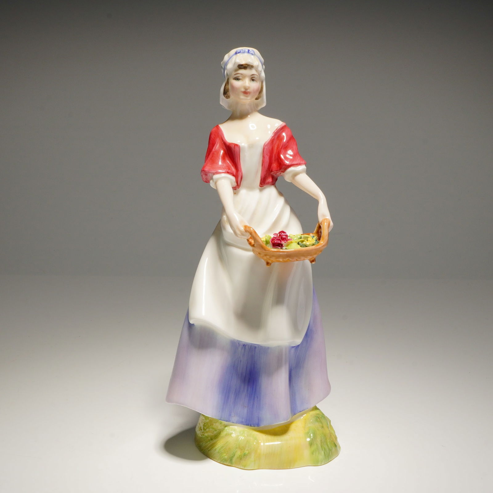 Royal Doulton Figurine Dawn HN3258 (1 of 4)