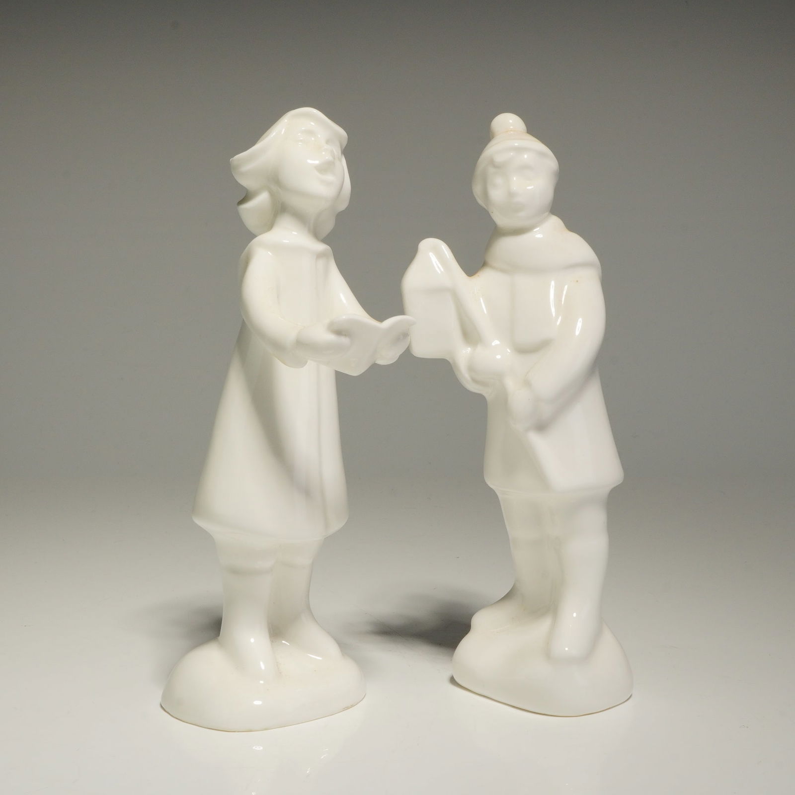 2pc Royal Doulton Images Christmas Choir Figurines, HN4256 & HN4290 (1 of 3)