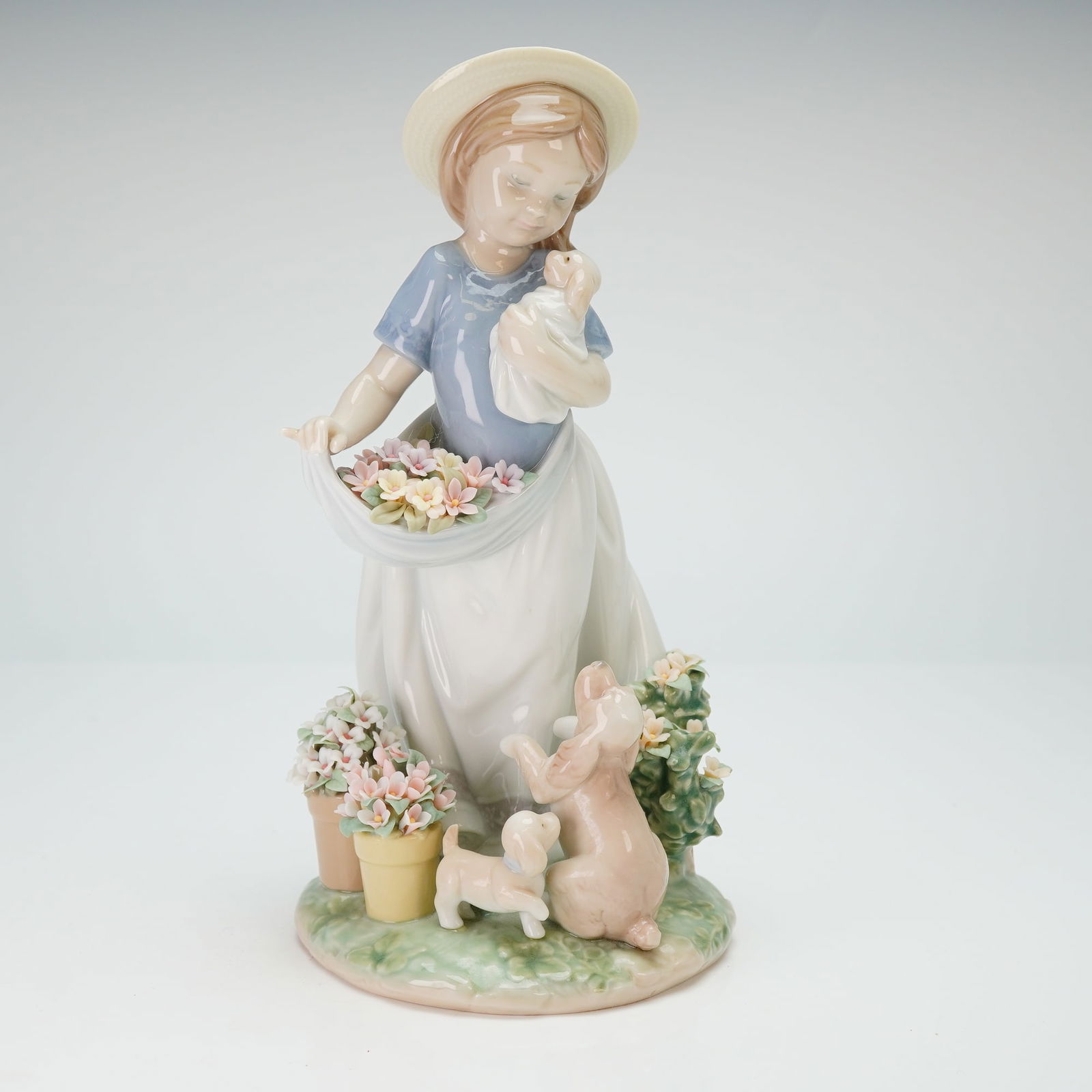 Lladro Porcelain Figurine, A Romp in the Garden 01006907 (1 of 4)