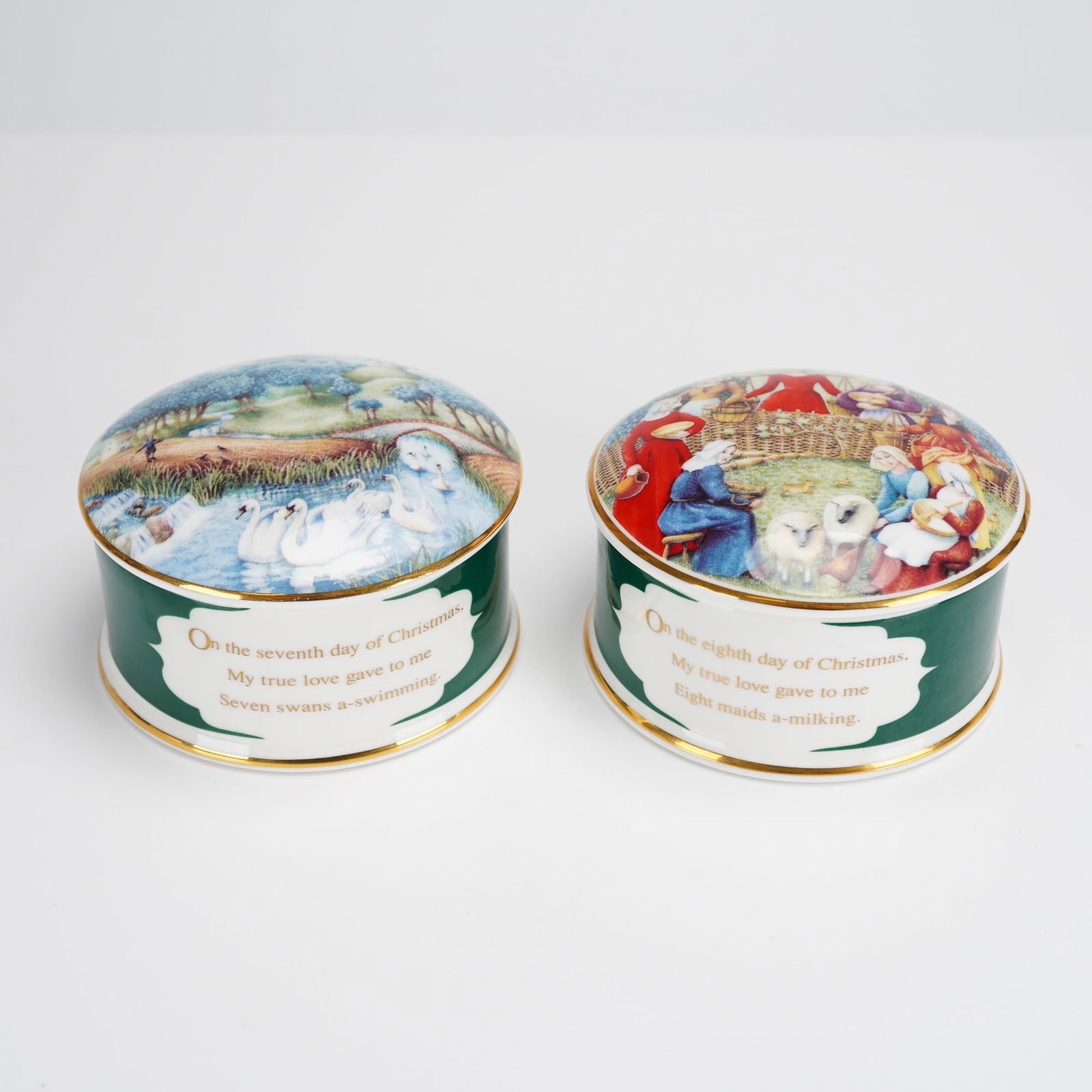 Pair of Wedgwood Bone China Lidded Boxes, 12 Days of Christmas (1 of 5)