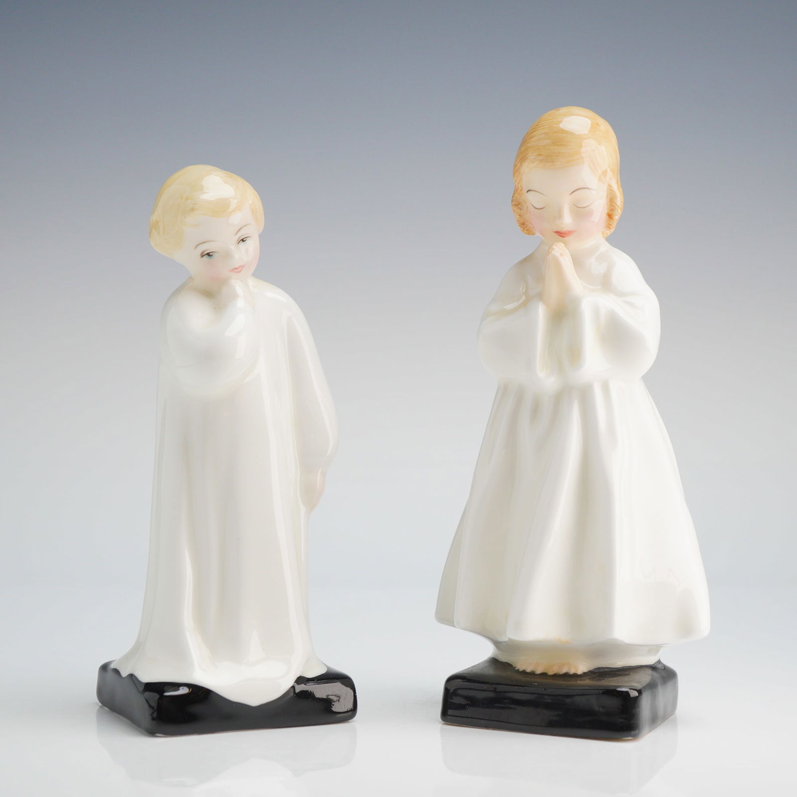 2pc Royal Doulton Figurines, Bedtime HN1978 and Darling HN1985 (1 of 4)