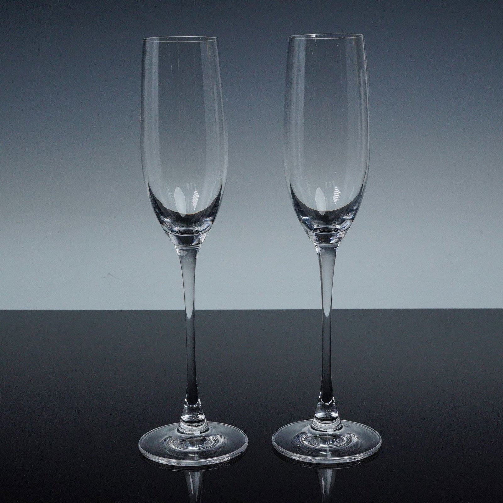 Pair of Lenox Champagne Glasses (1 of 4)