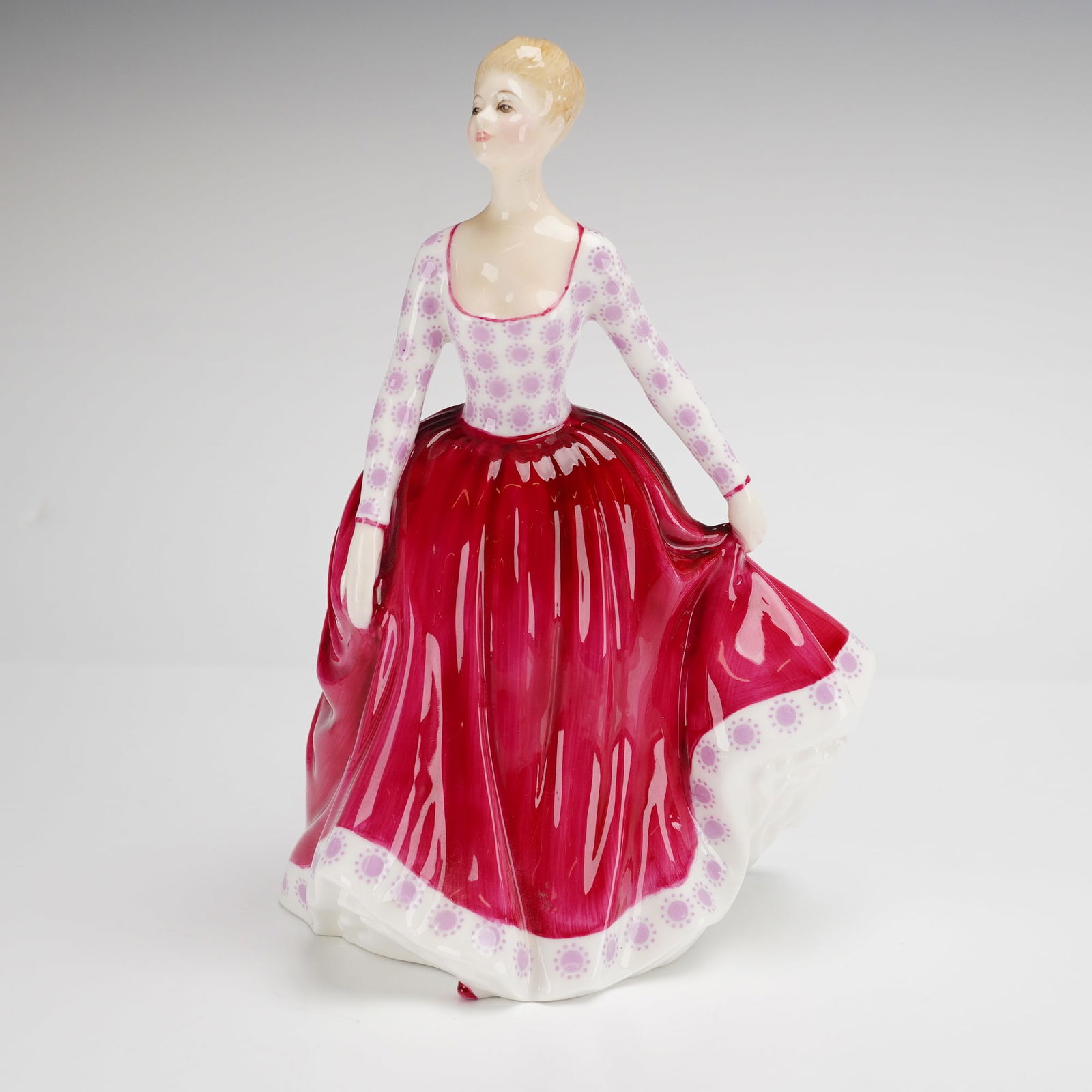 Royal Doulton Bone China Figurine, Fiona HN2694 (1 of 3)