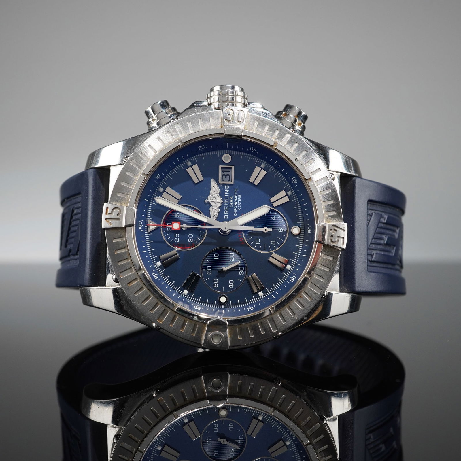 Breitling Super Avenger Blue Dial Stainless Steel Men's Watch, A13370 (1 of 8)