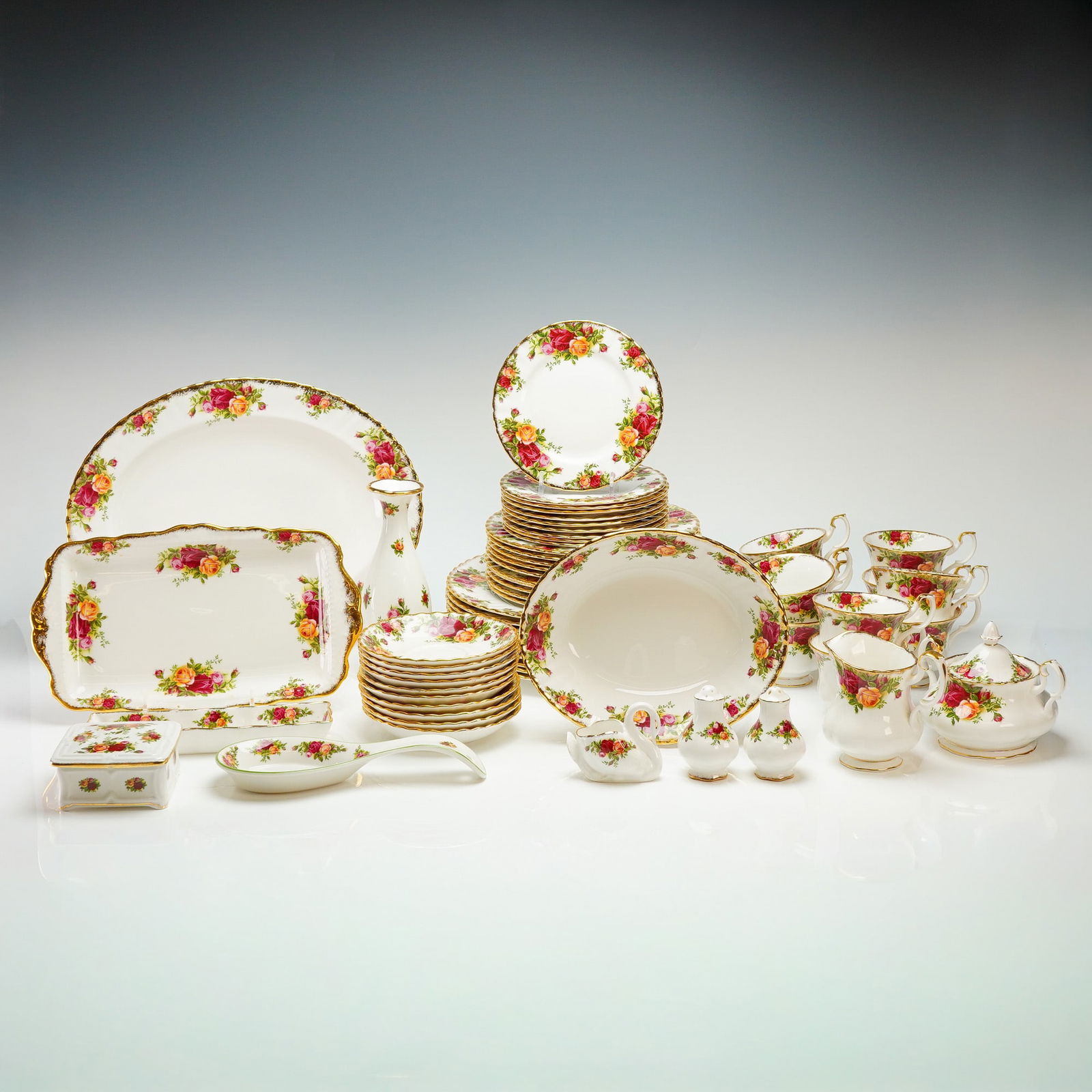 62pc Royal Albert Bone China Dinnerware- Service for 10, Old Country Roses (1 of 5)