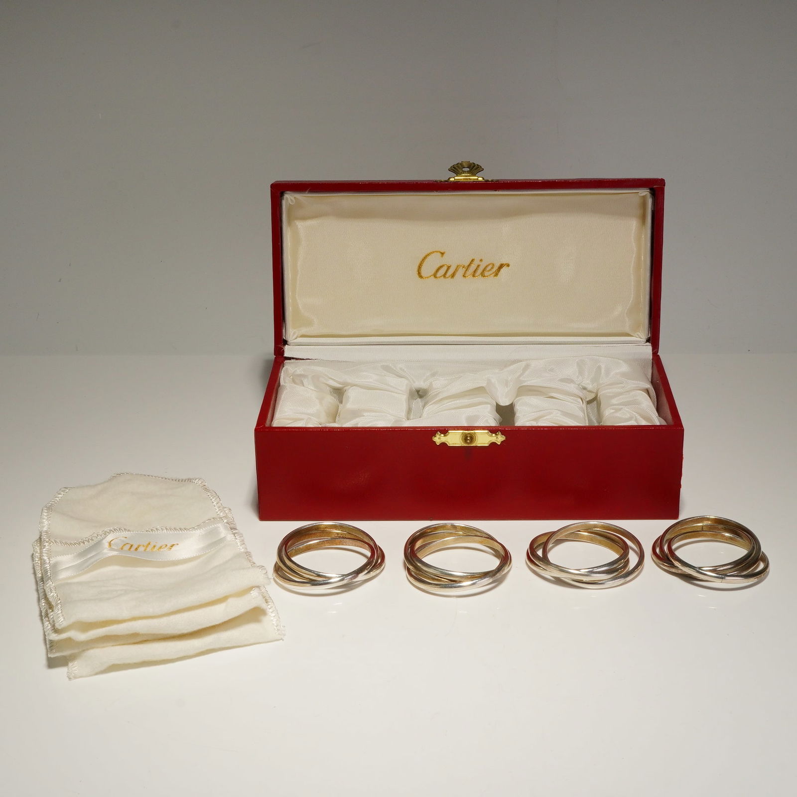 Set of Four Cartier Trinity Sterling Silver Napkin Rings (1 of 4)