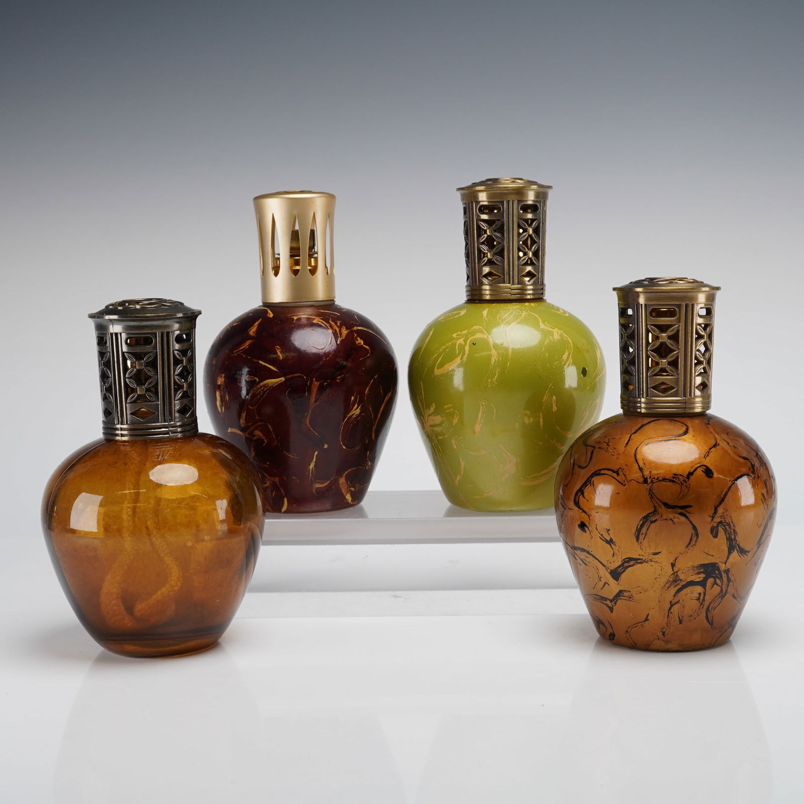 4pc Catalytic Fragrance Effusion Lamps with Vented Covers (1 of 4)