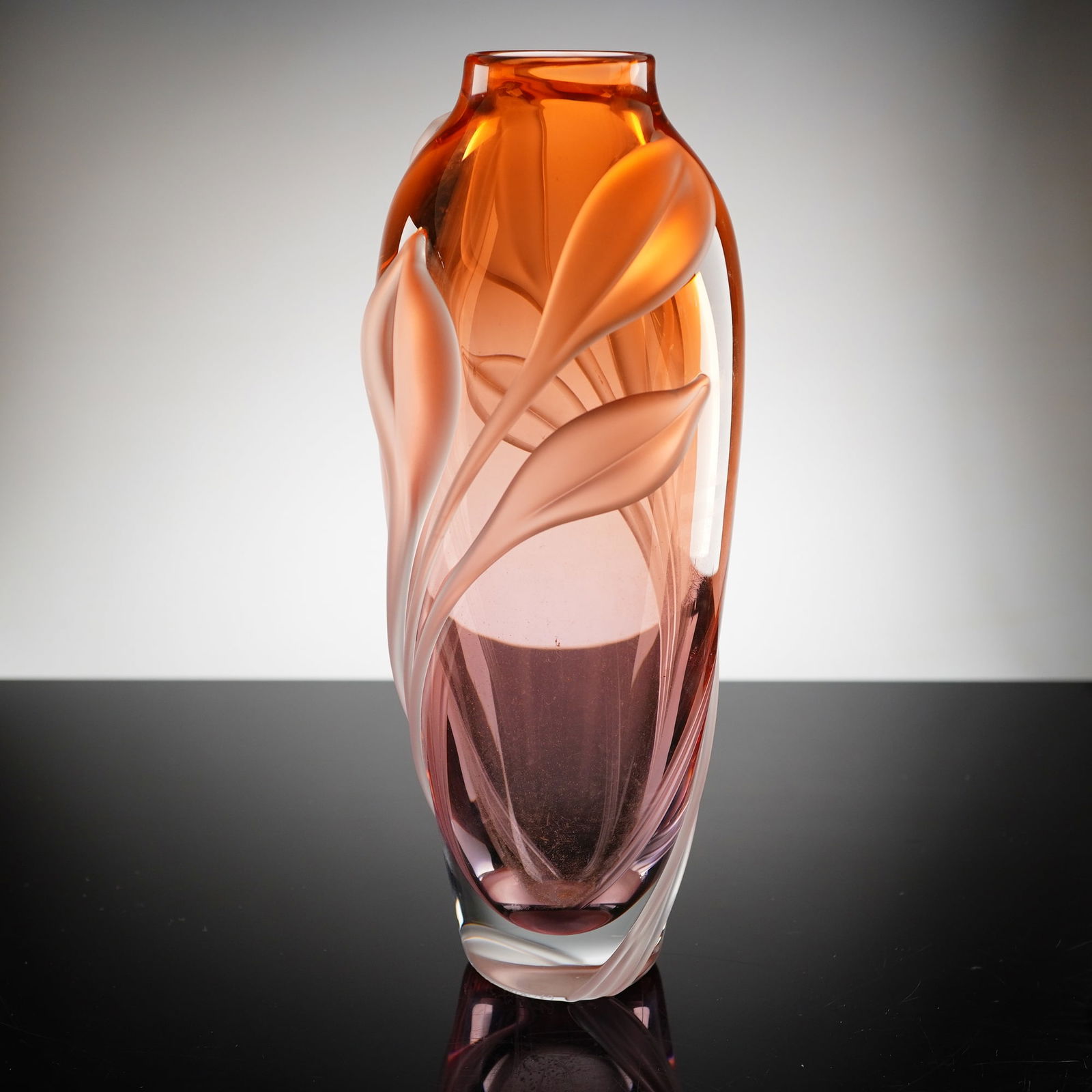 William Glasner Frosted Leaf Art Glass Vase 1994 (1 of 5)