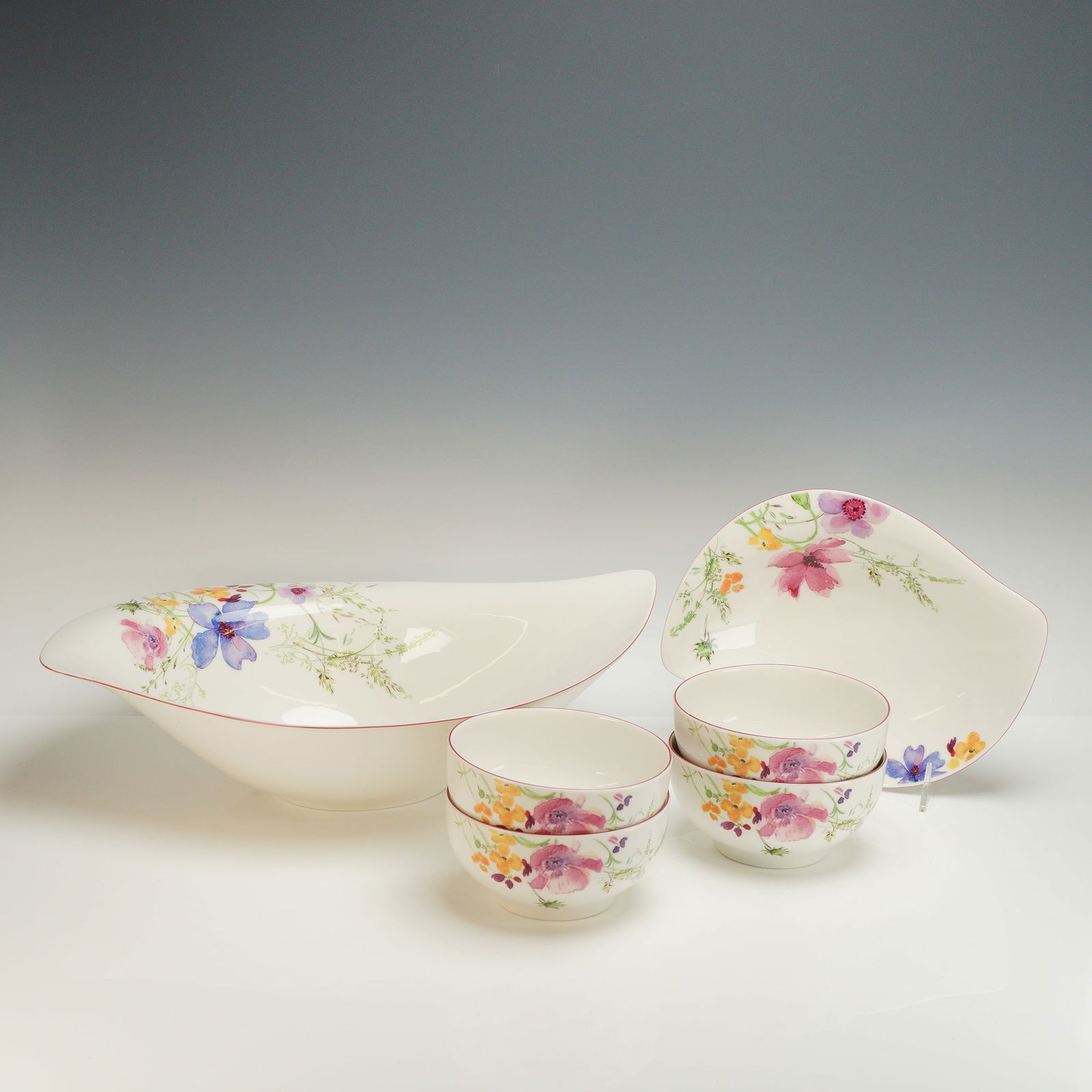 6pc Villeroy & Boch Porcelain Tableware, Mariefleur: Floral design of blue, rose, yellow accented with green vines and leaves. Tableware set includes large oval serving bowl 18", oval vegetable bowl 11.5" with 4 rice bowls 5.75". Villeroy & Boch