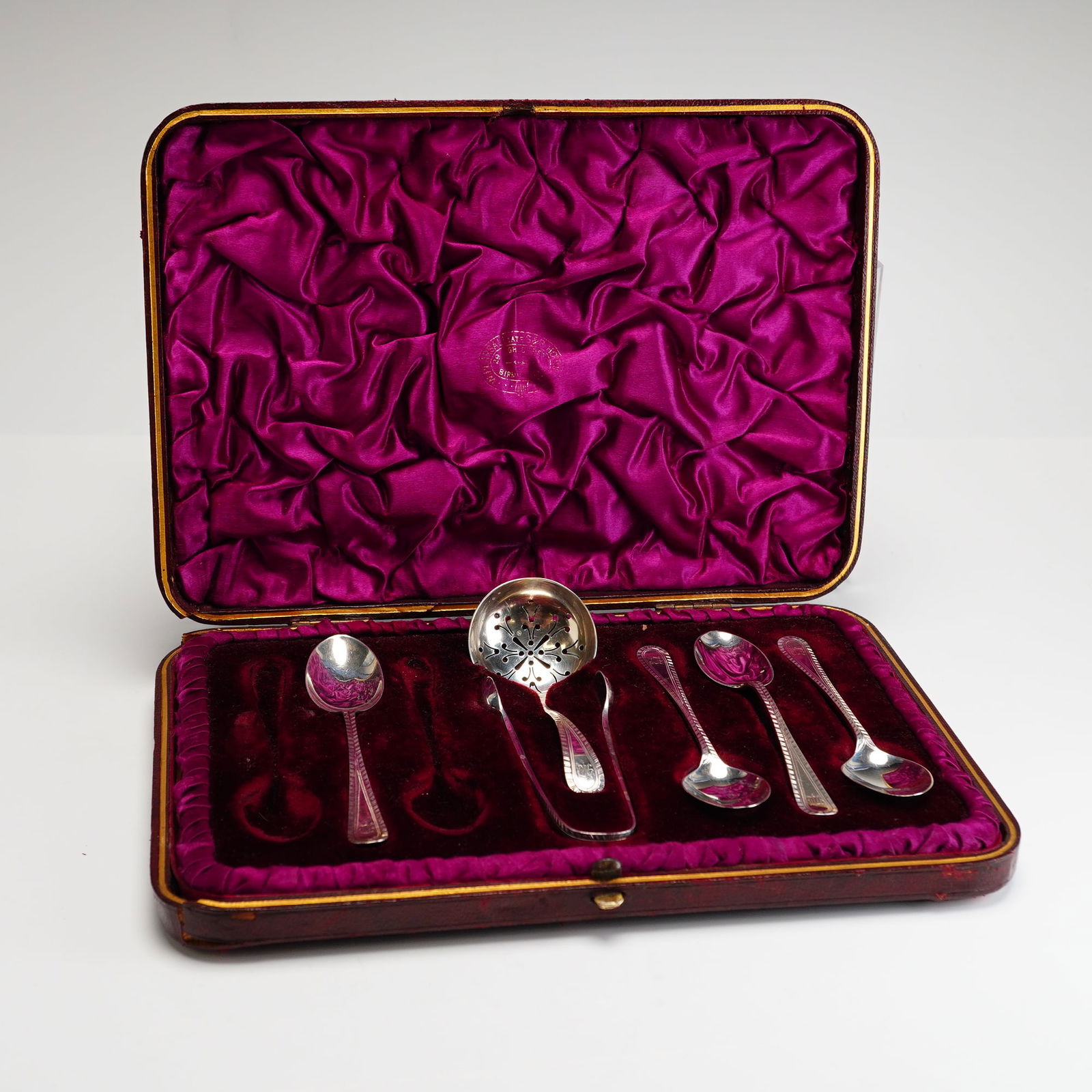 Henry Wilkinson & Co. 6 Sterling Silver Utensils with Case (1 of 7)