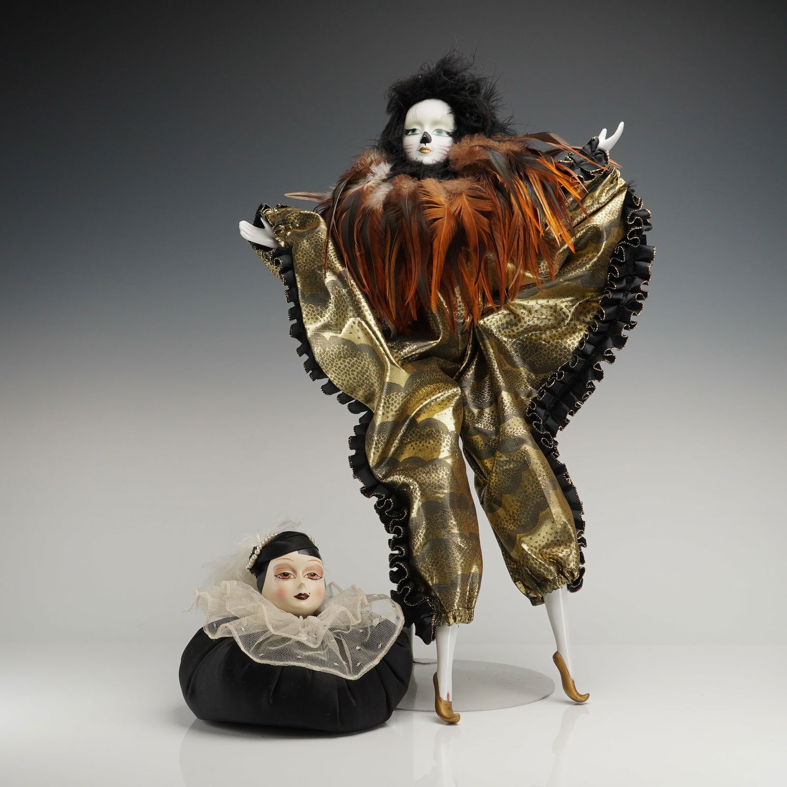 A Pair of Brinn's Days of Wine & Roses Porcelain Harlequin Dolls (1 of 5)