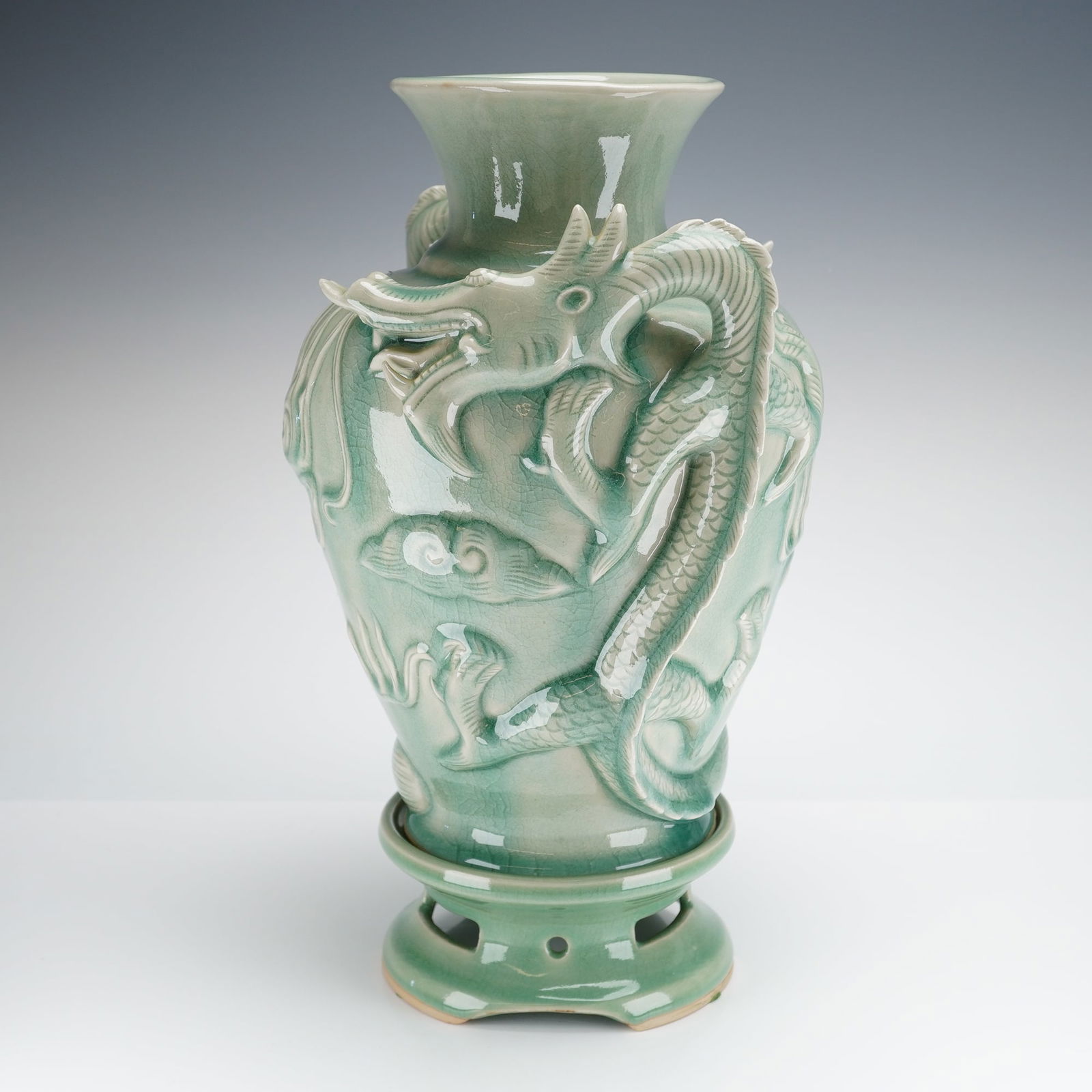 Baan Celadon Ceramic Dragon Vase with Matching Pedestal Base (1 of 5)