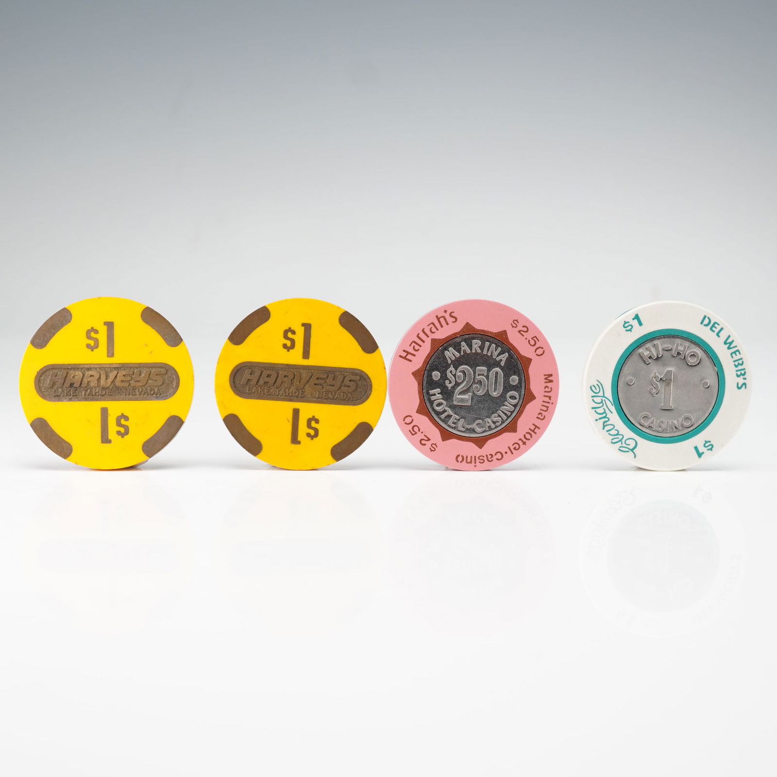 4pc Mixed Media Casino Gaming Tokens (1 of 2)