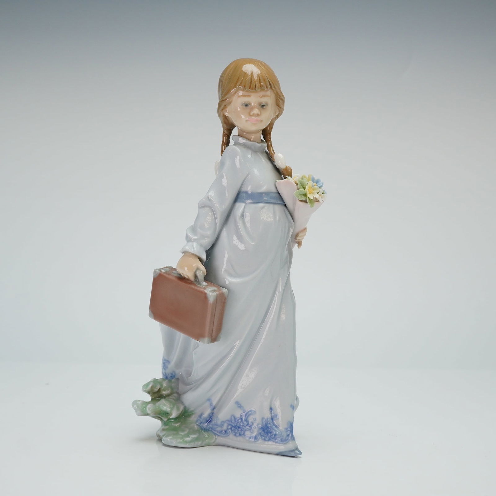 Lladro Porcelain Figurine School Days 01007604 (1 of 4)