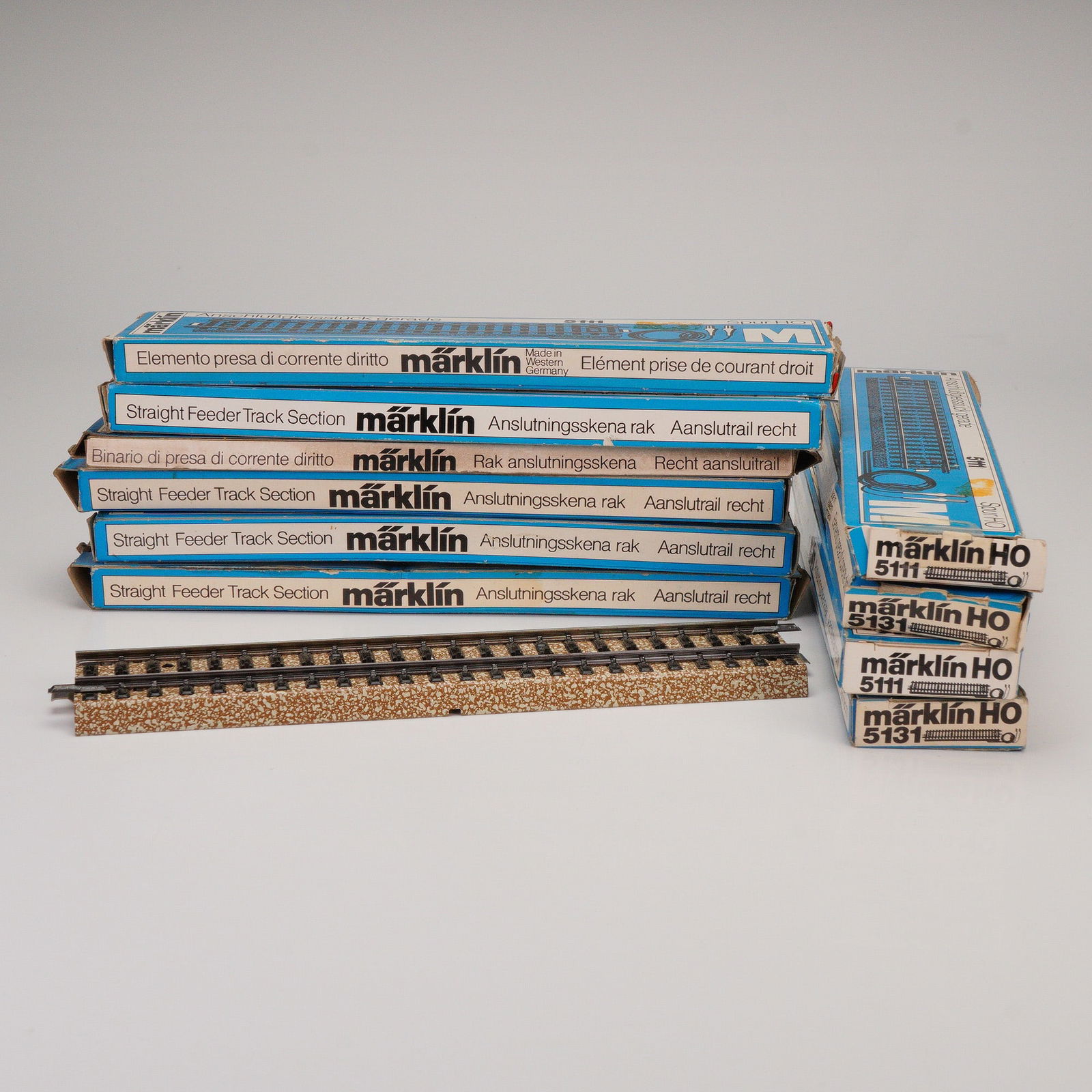 11pc Marklin HO Scale M-Track Straight and Feeder Track Sections (1 of 4)