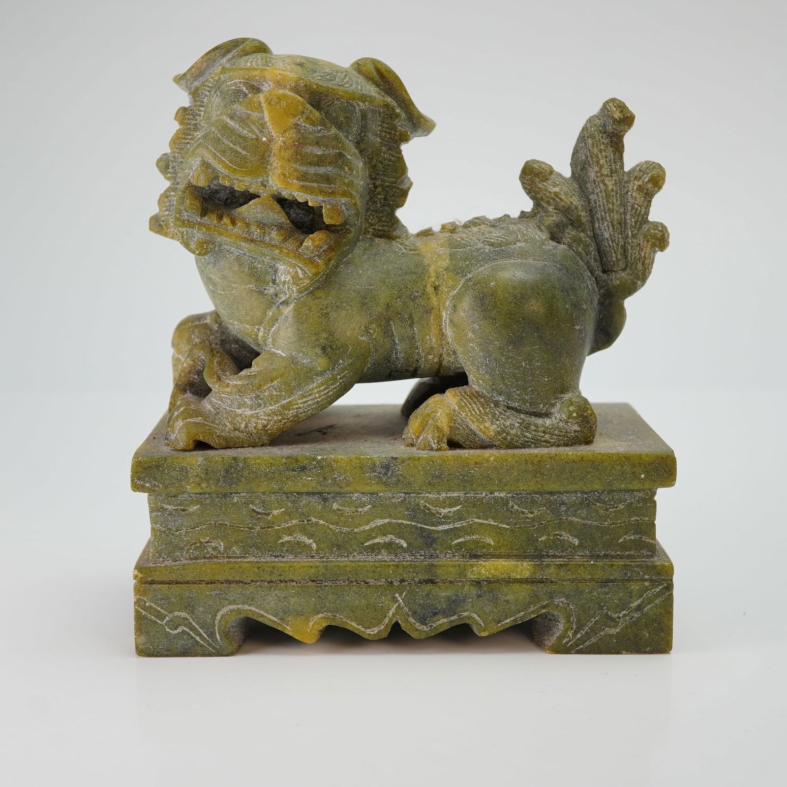 Chinese Carved Stone Imperial Guardian Lion Figurine (1 of 5)