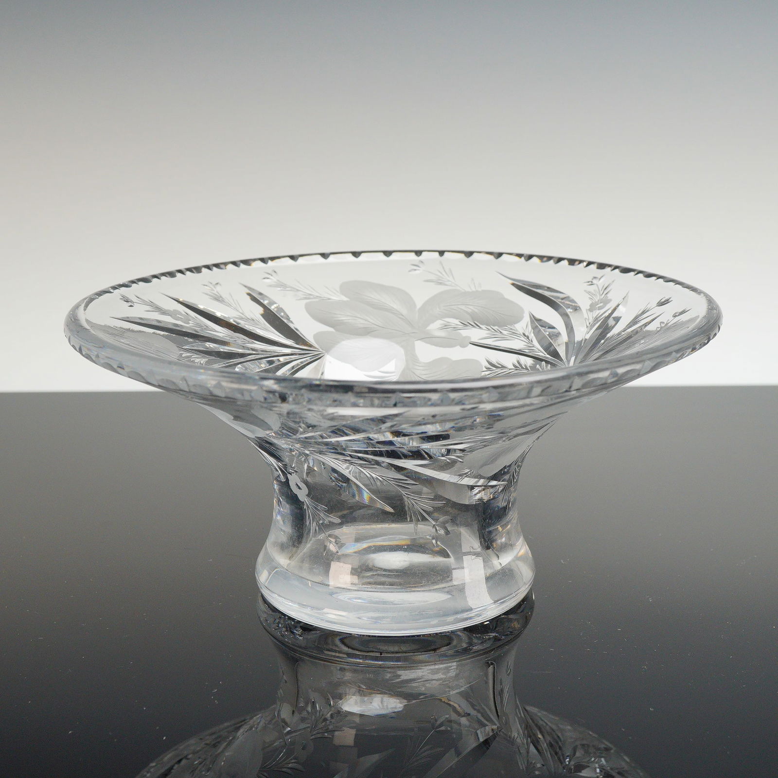 Hawkes Etched and Cut Crystal Pedestal Centerpiece Bowl (1 of 4)
