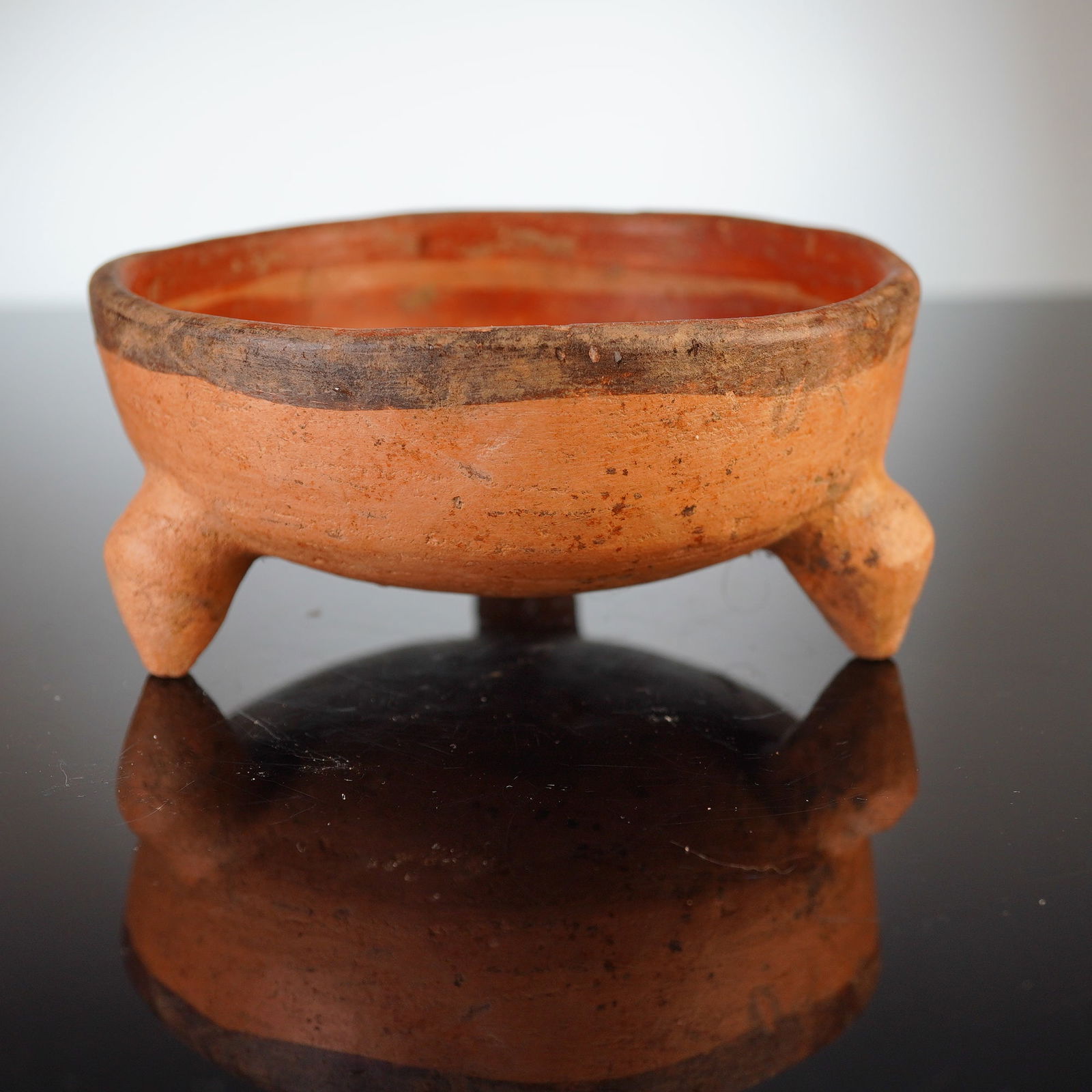 Pre-Columbian Michoacan Pottery Tripod Bowl (1 of 5)