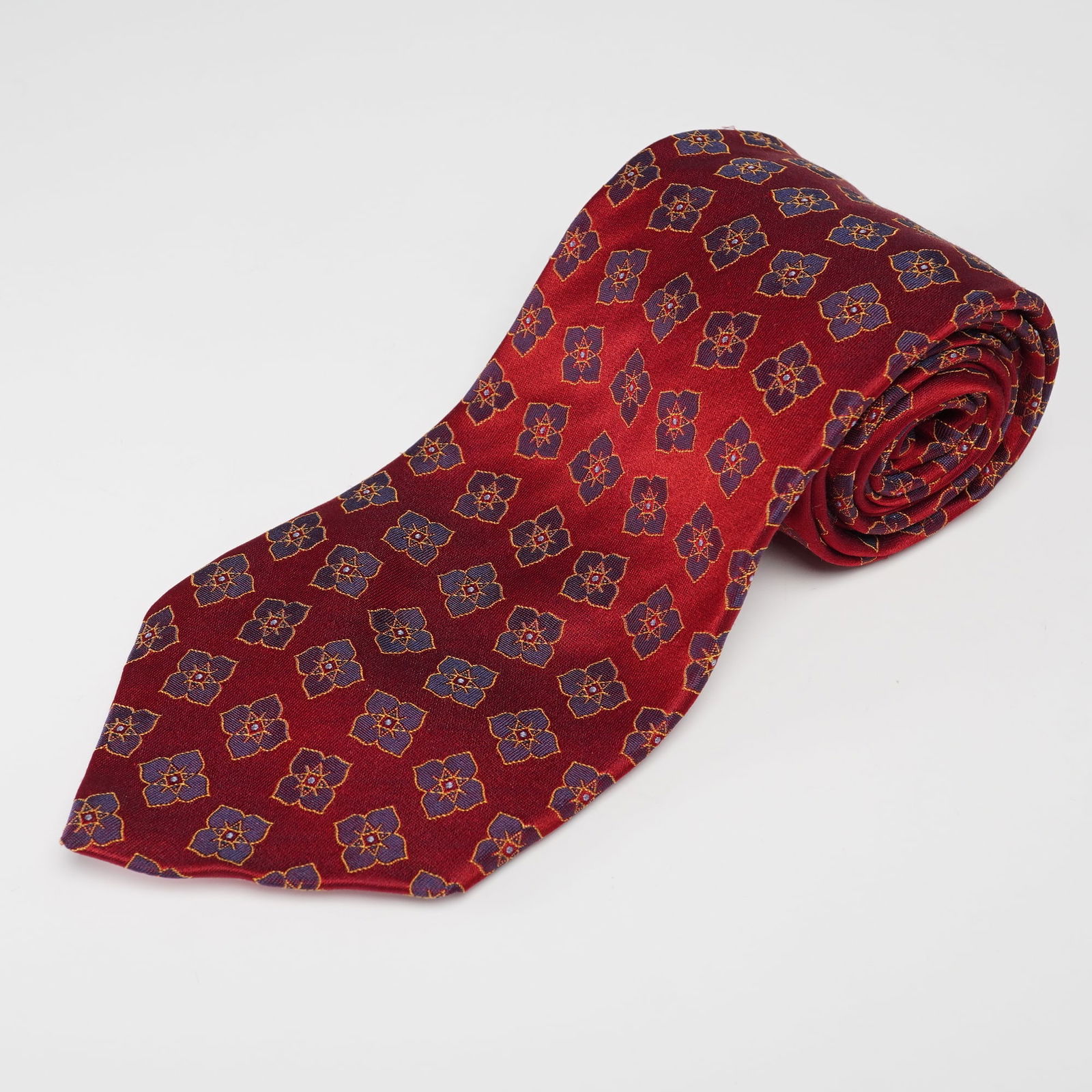 ESCADA Red Medallion Silk Mens Tie, Made in Italy (1 of 4)