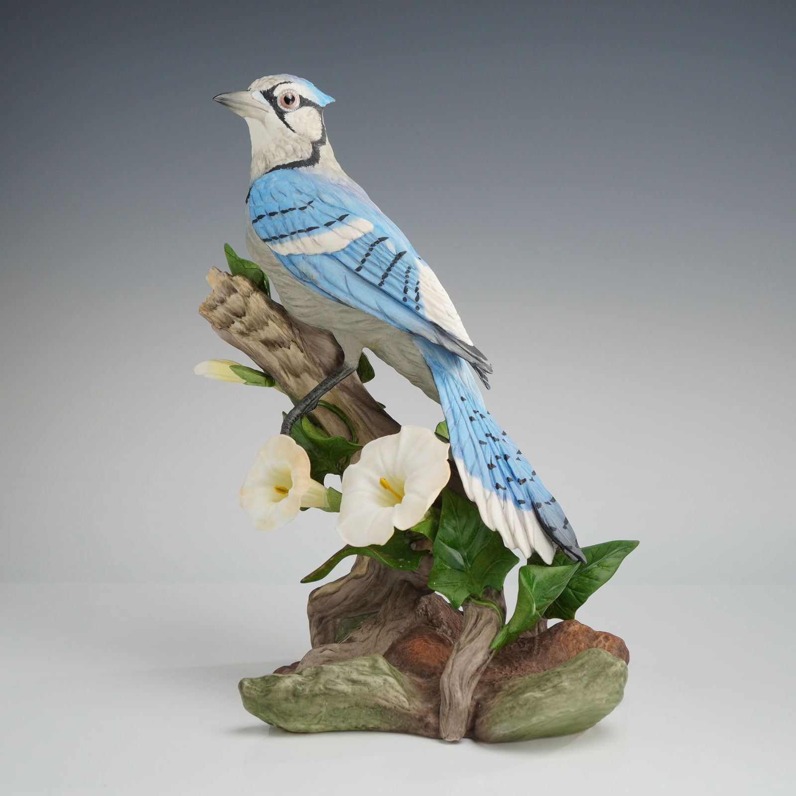 Boehm Limited Edition Porcelain Figurine, Blue Jay 225 (1 of 4)