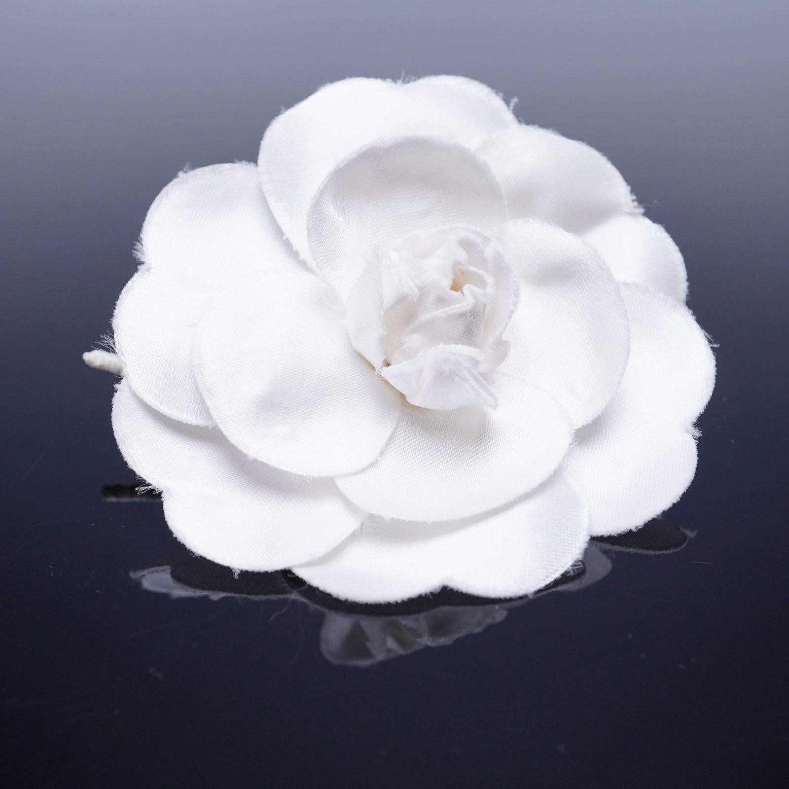 Chanel Paris White Camellia Silk Fabric Brooch Pin (1 of 4)