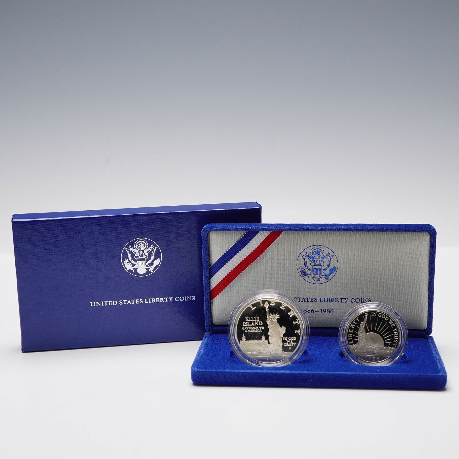 1986 U.S. Liberty Proof Silver and Half Dollar (1 of 4)