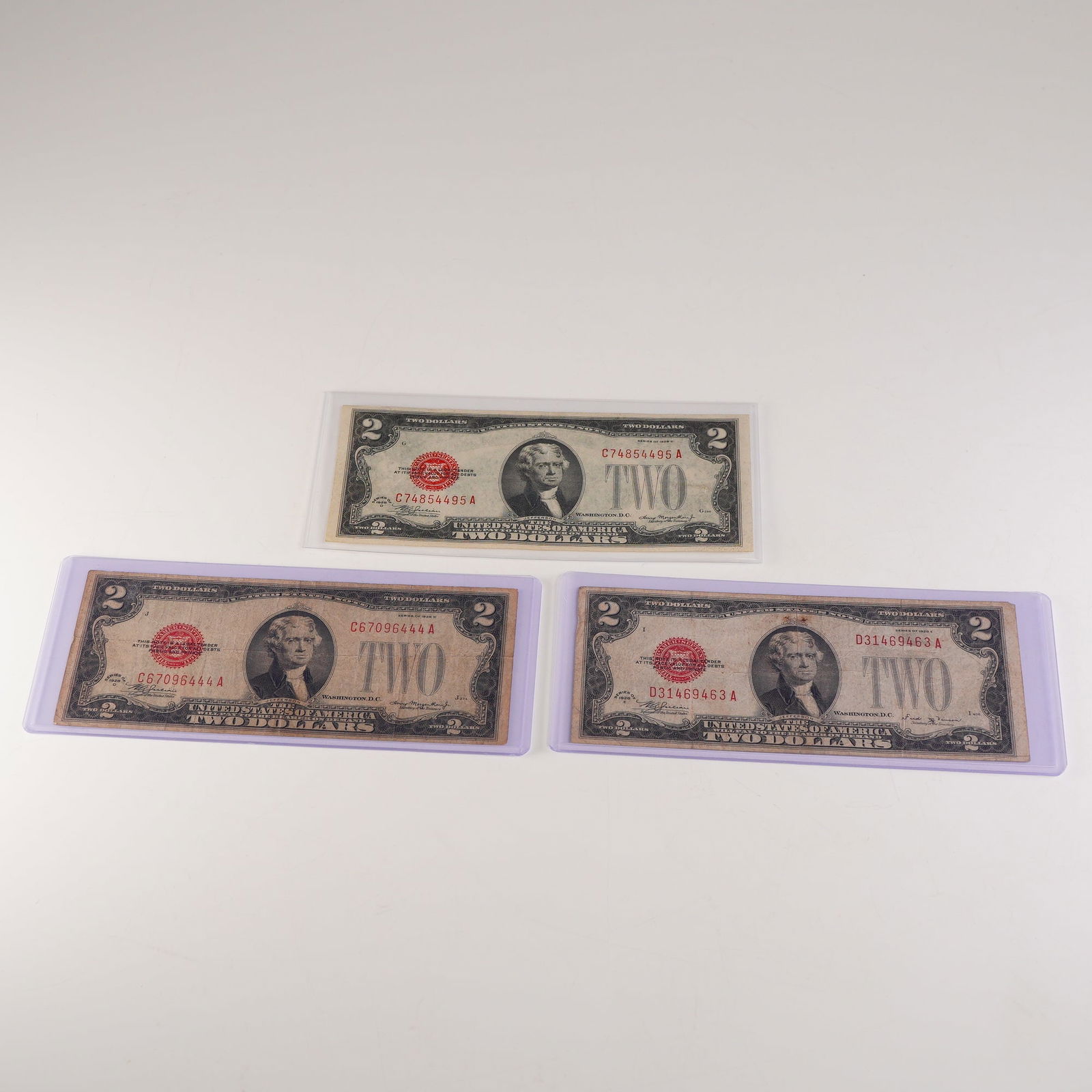 3pc 1928 D&E U.S. Two Dollar Red Seal Notes (1 of 2)