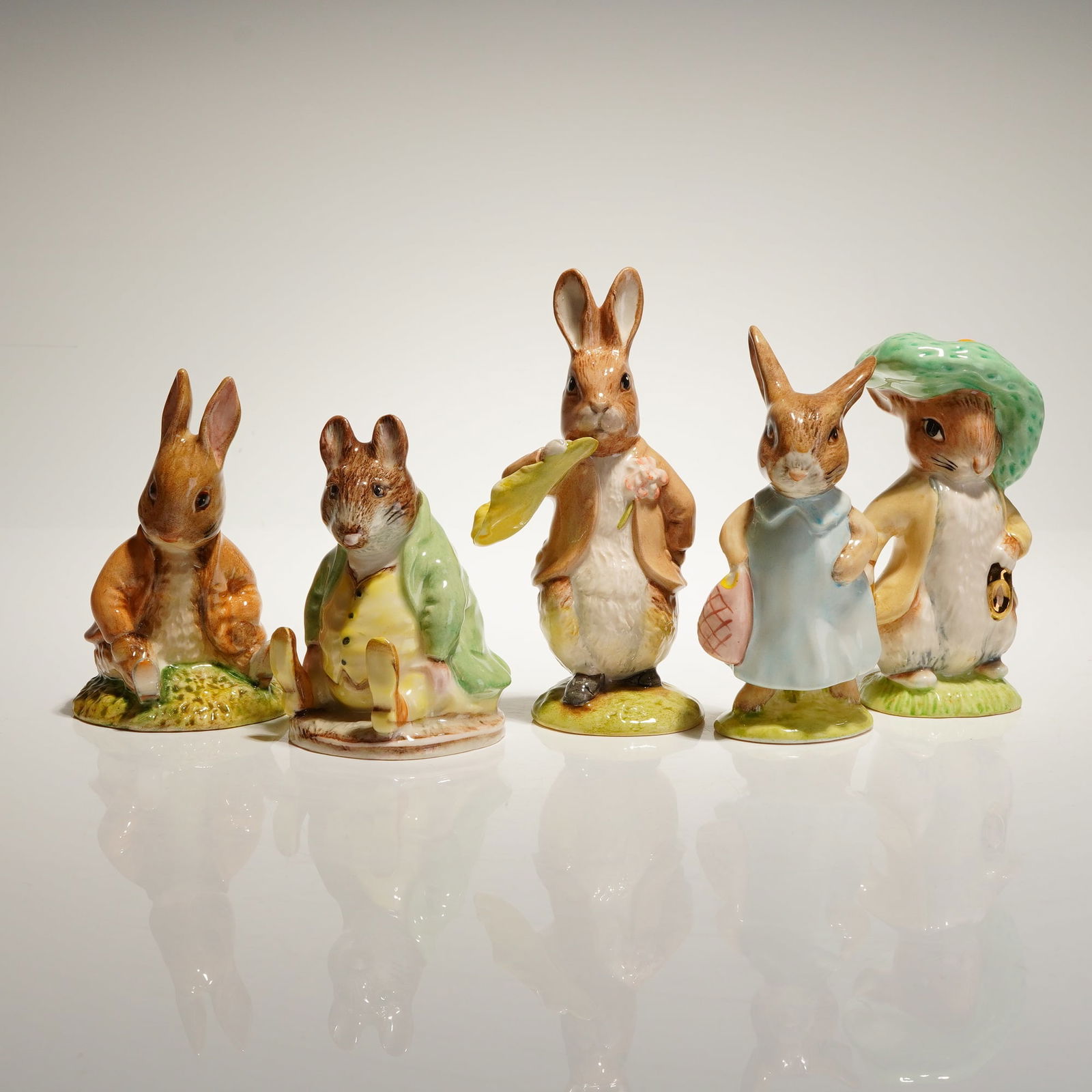 A Collection of 5 Royal Albert Beatrix Potter Ceramic Figurines (1 of 3)