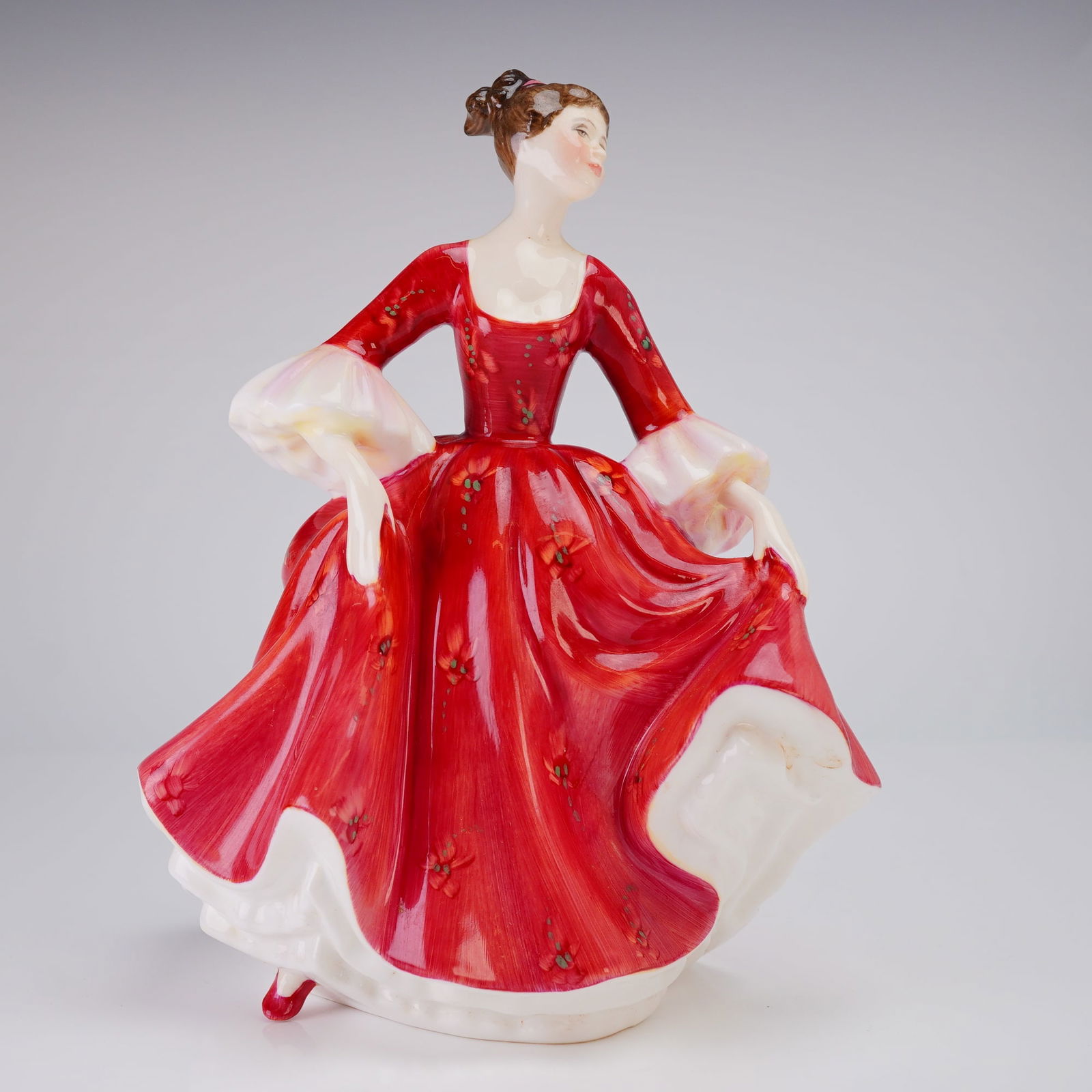 Royal Doulton Bone China Figurine Stephanie HN 2811 (1 of 4)