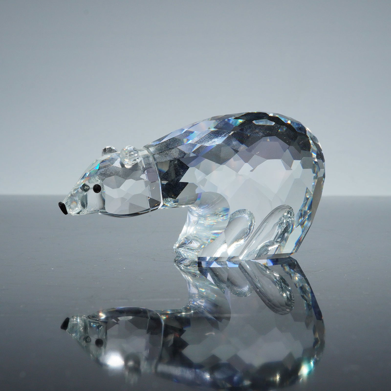 Swarovski Crystal Polar Bear Figurine (1 of 4)