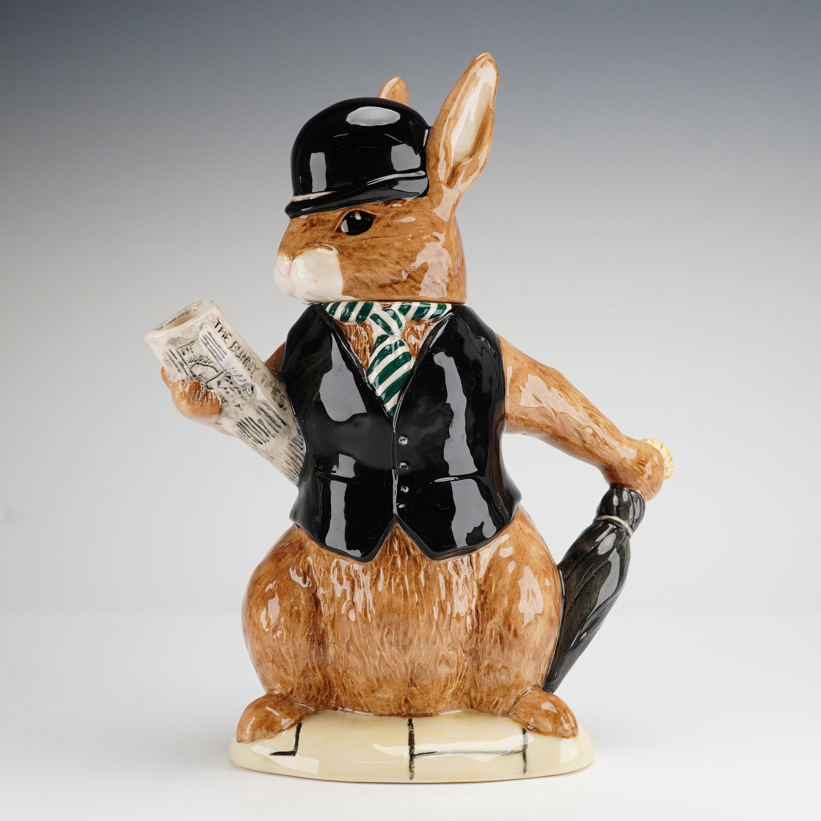 Royal Doulton Bunnykins London City Gent Teapot D6966 (1 of 4)