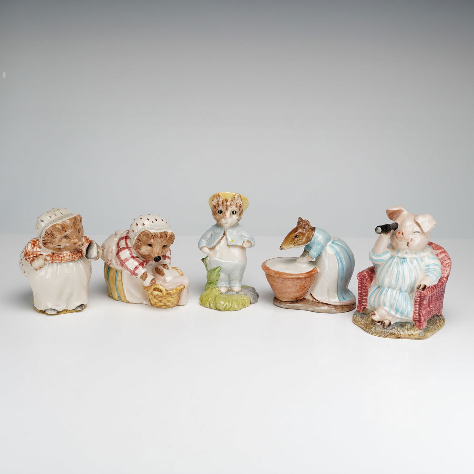 A Collection of 5 Beswick and Royal Albert Beatrix Potter Figurines (1 of 4)