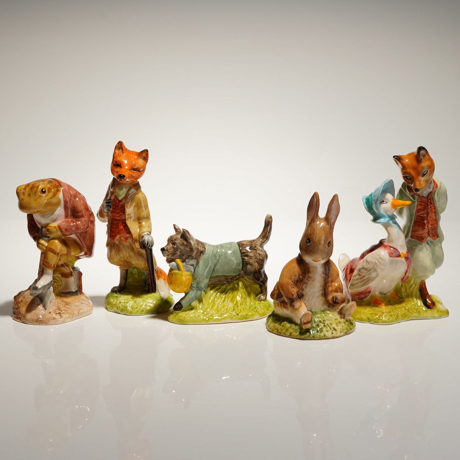 5pc Royal Albert Beatrix Potter Figurines (1 of 3)