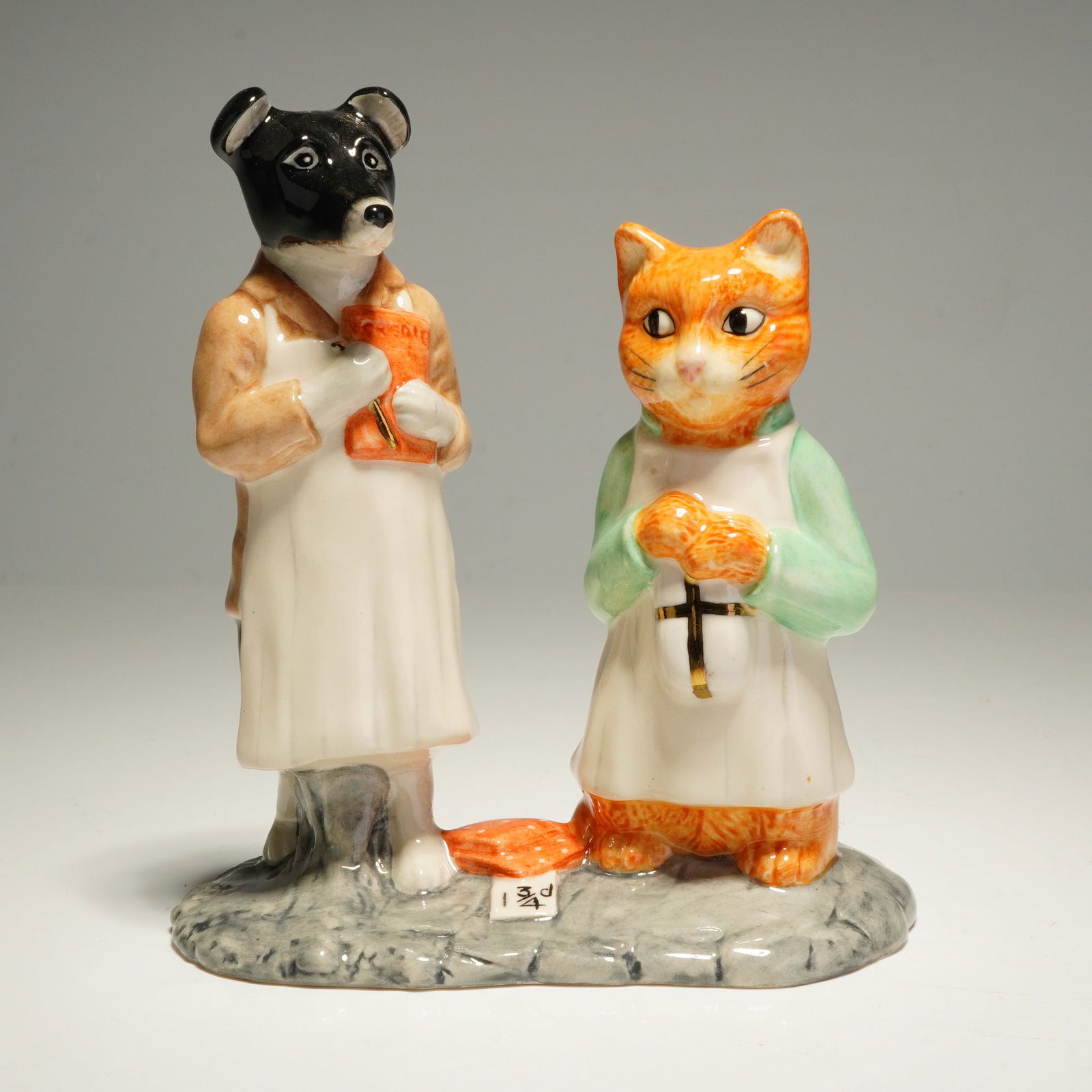Beswick Peter Rabbit and Friends Tableau, Ginger and Pickles: A Beswick Ware ceramic tableau titled Ginger and Pickles, produced as part of the Peter Rabbit and Friends collection. The piece depicts two anthropomorphic characters from Beatrix Potter's literature
