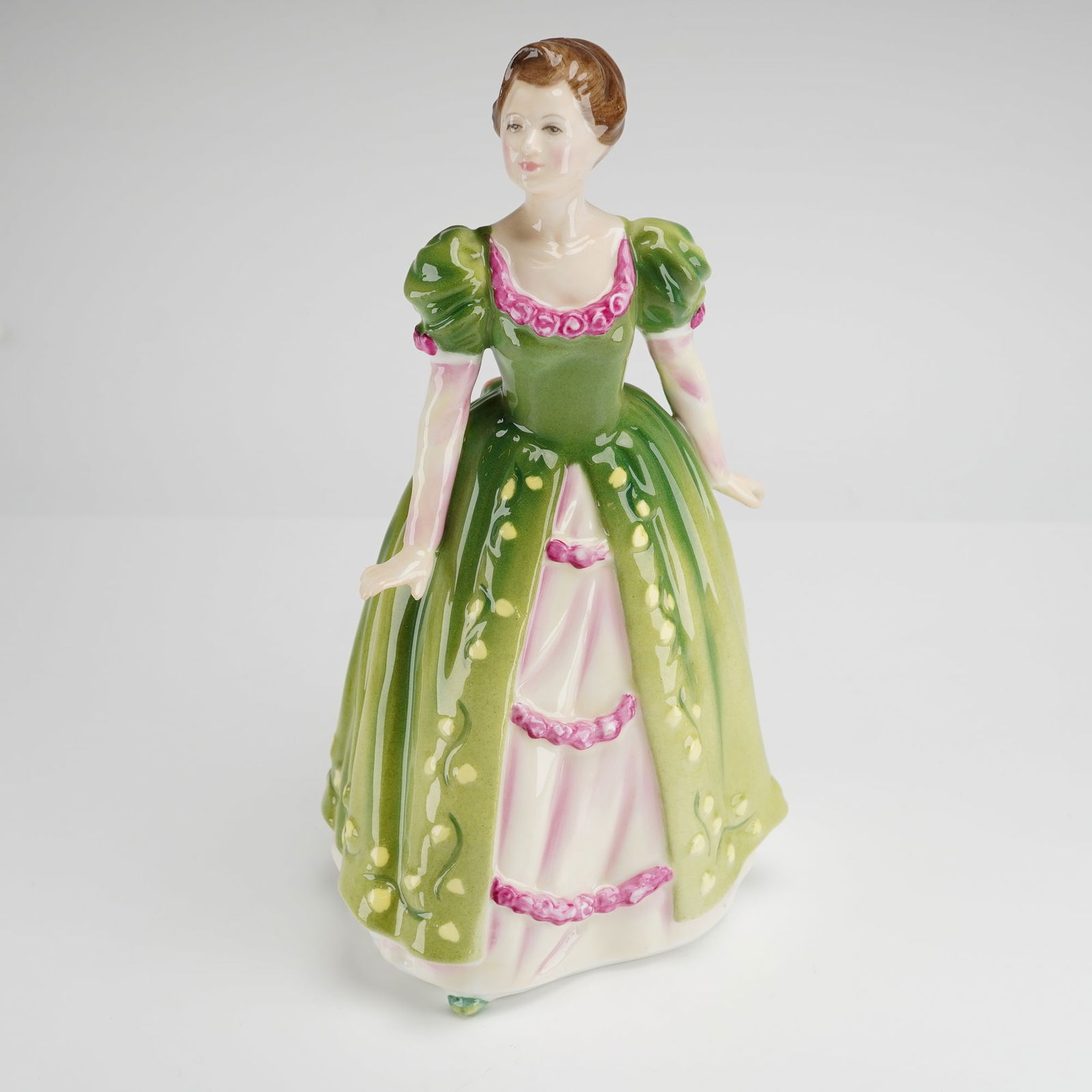 Royal Doulton Bone China Figurine Gemma HN3661 (1 of 3)