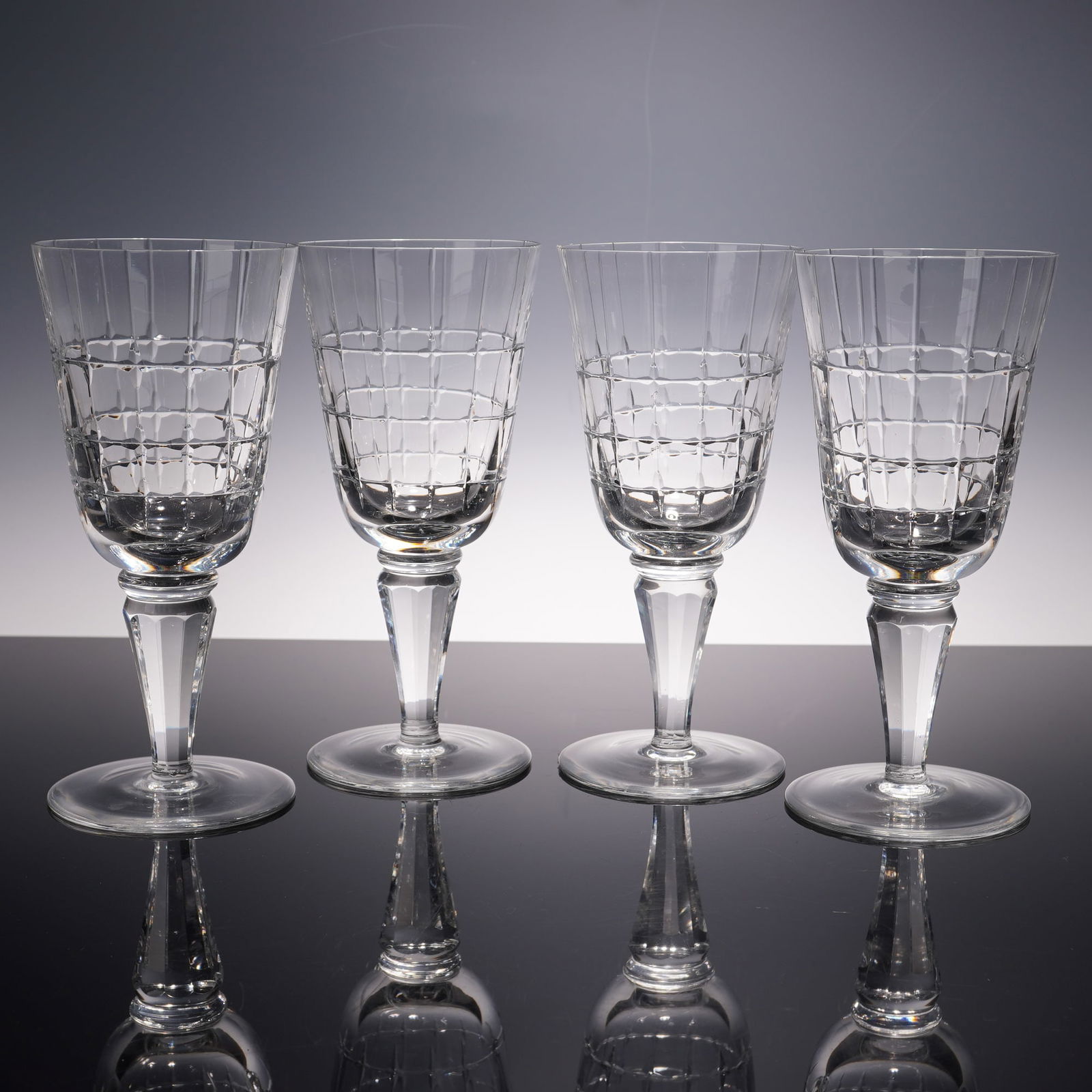 4pc Crystal Wine Glasses with Geometric Cut Pattern (1 of 6)