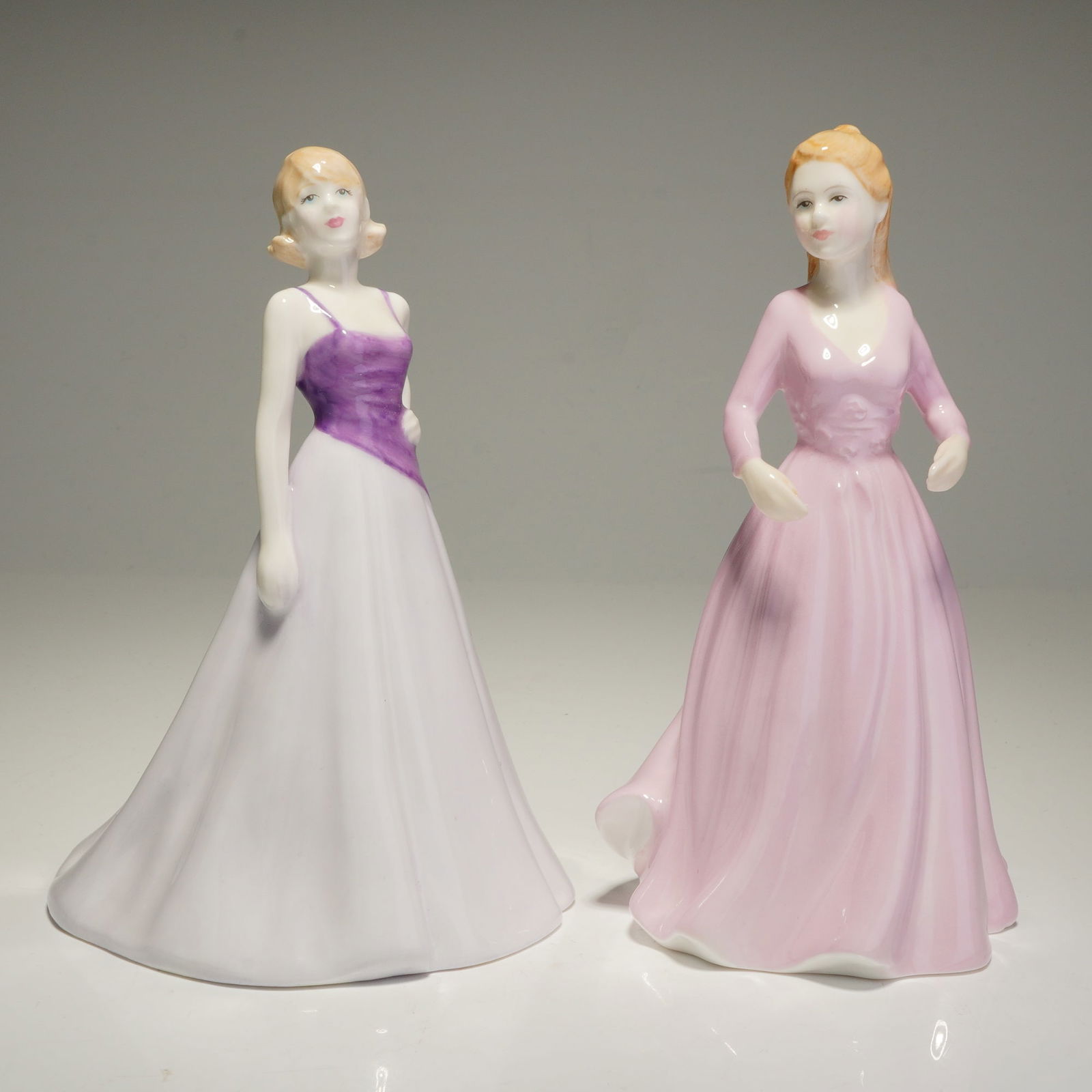 2pc Royal Doulton Figurines, Free Spirit HN4609 and Magical Moments HN4607 (1 of 5)