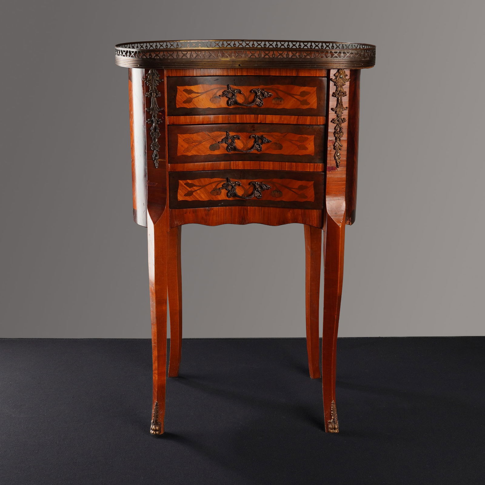 French Louis XV Style Kidney Shaped Inlaid Side Table (1 of 6)