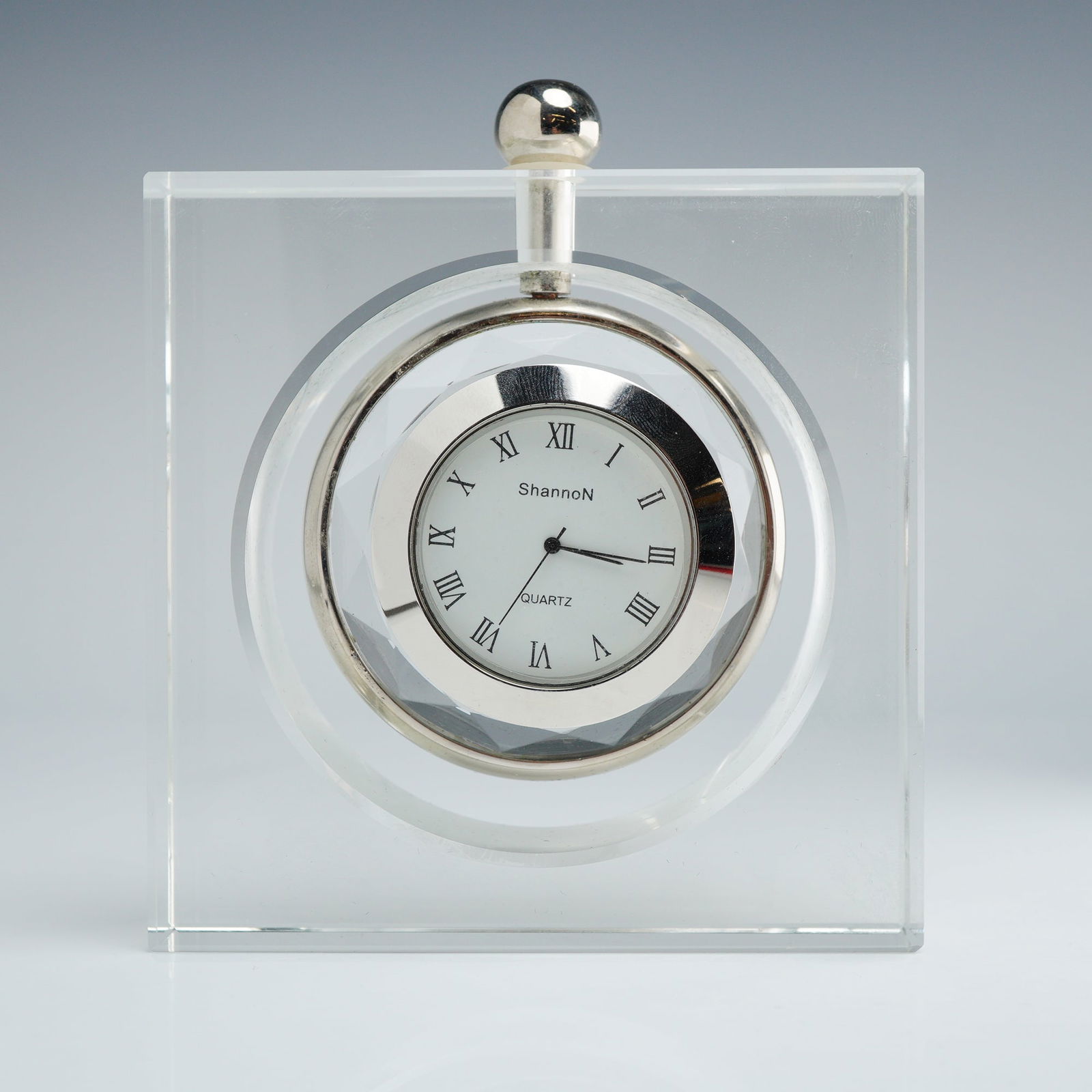 Shannon Quartz Desk Clock (1 of 3)