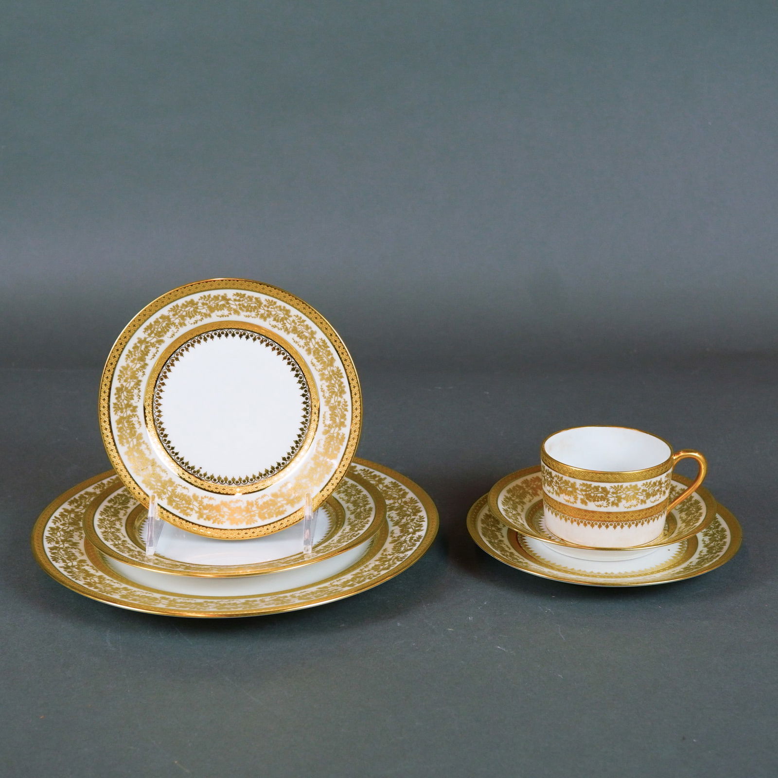 Charles Field Haviland Limoges Gold Encrusted 6pc Porcelain Place Setting (1 of 3)