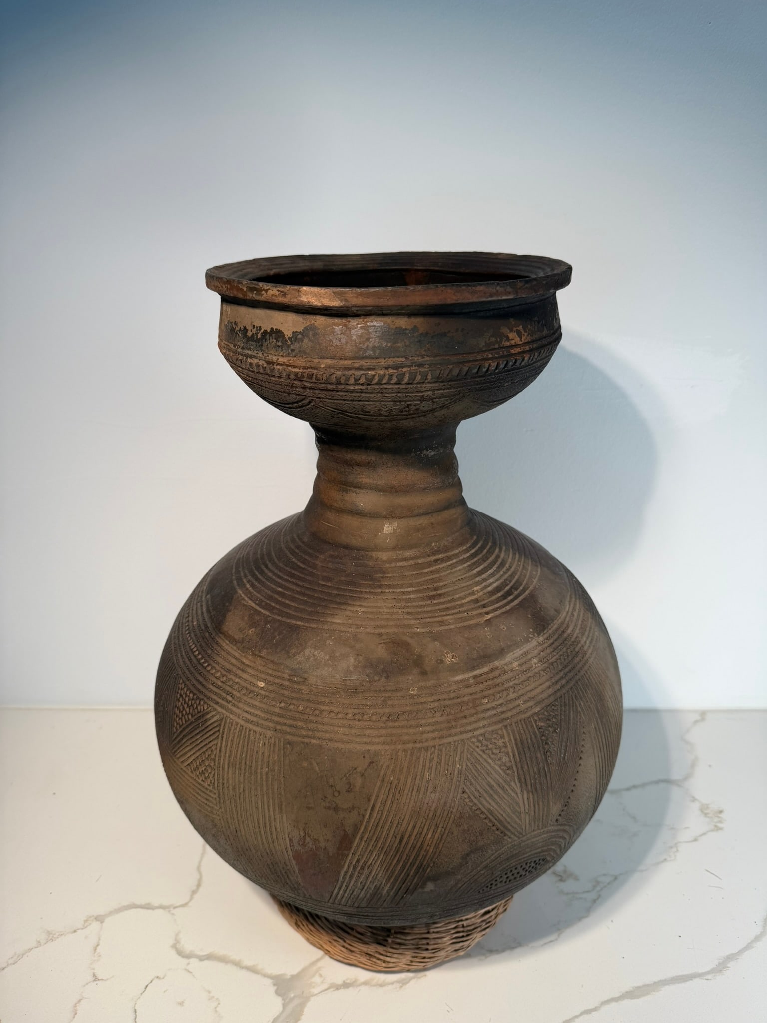 Nupe Terracotta Water Vessel, Nigeria, 19th Century (1 of 6)