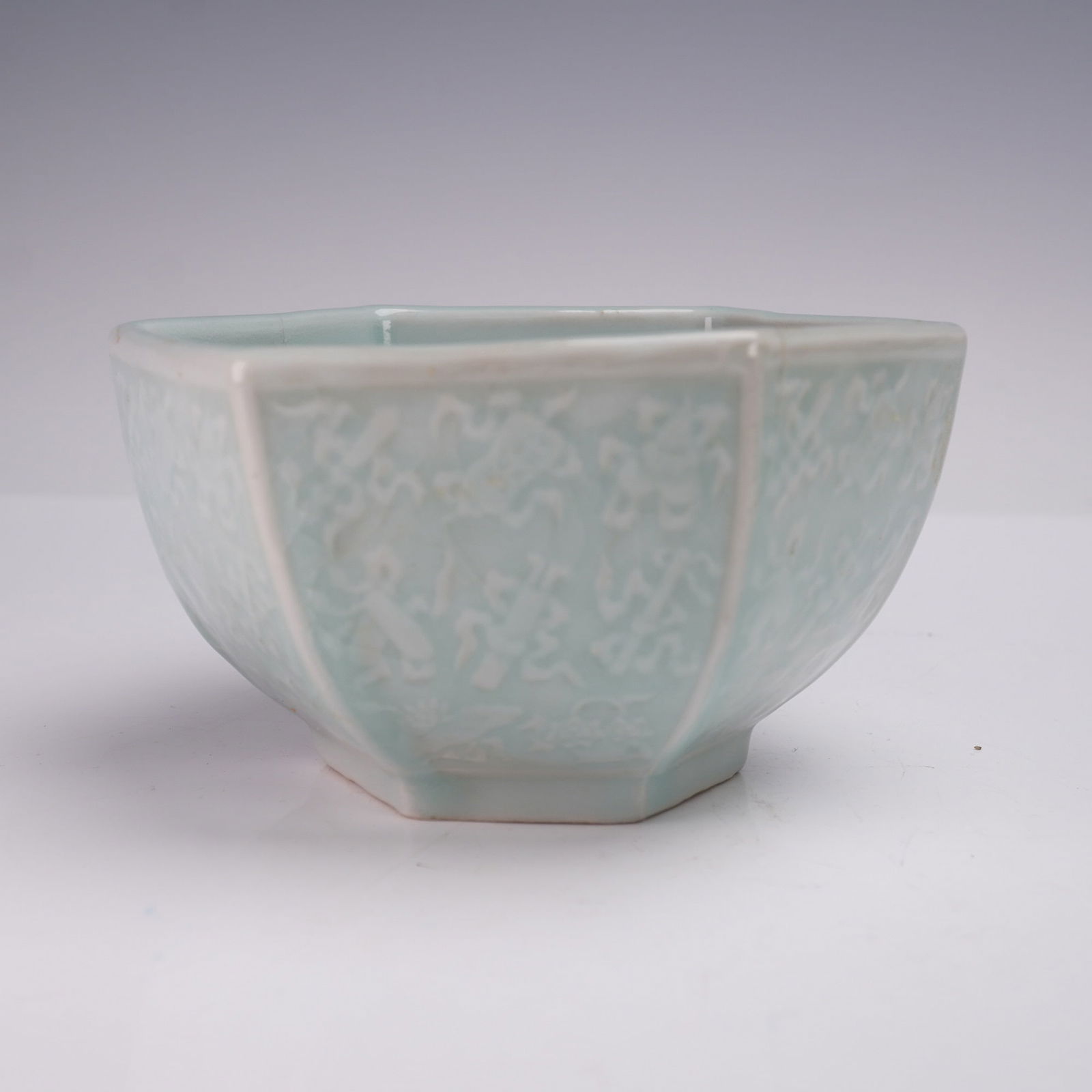 Chinese Yongzheng Marked Celadon Hexagonal Bowl (1 of 6)